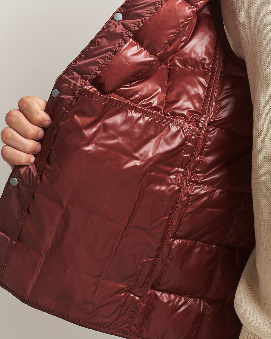 Herren | Westen | TAION | V-Neck Lightweight Down Vest Dark Red