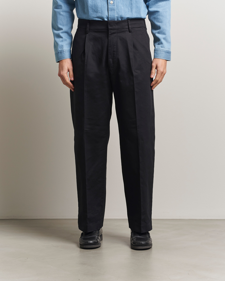 Herren | Hosen | NN07 | Kay Relaxed Fit Pleated Trousers Black