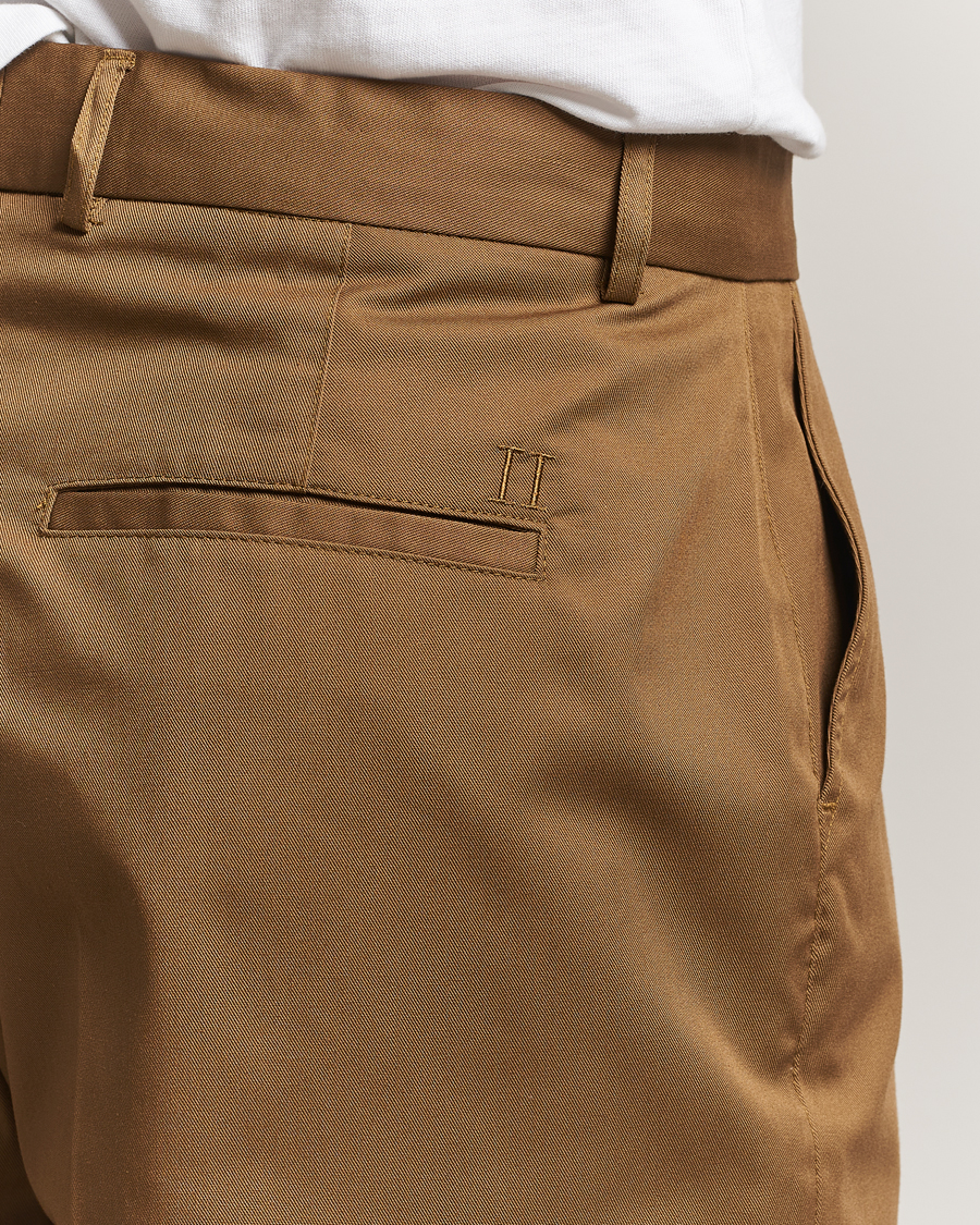 Herren | Hosen | LES DEUX | Reece Pleated Heavy Twill Pant Dark Sand