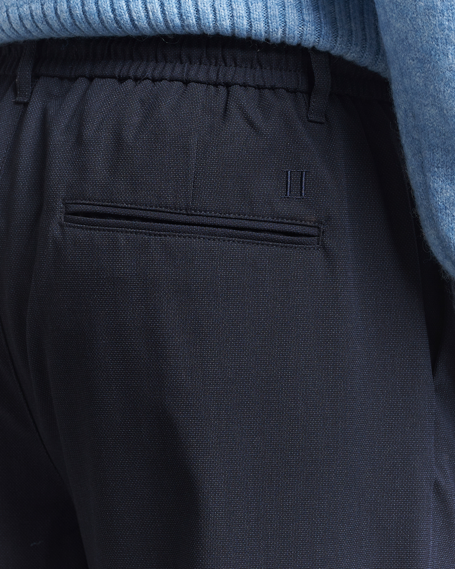 Herren | Hosen | LES DEUX | Como Tapered Textured Pants Dark Navy Blue