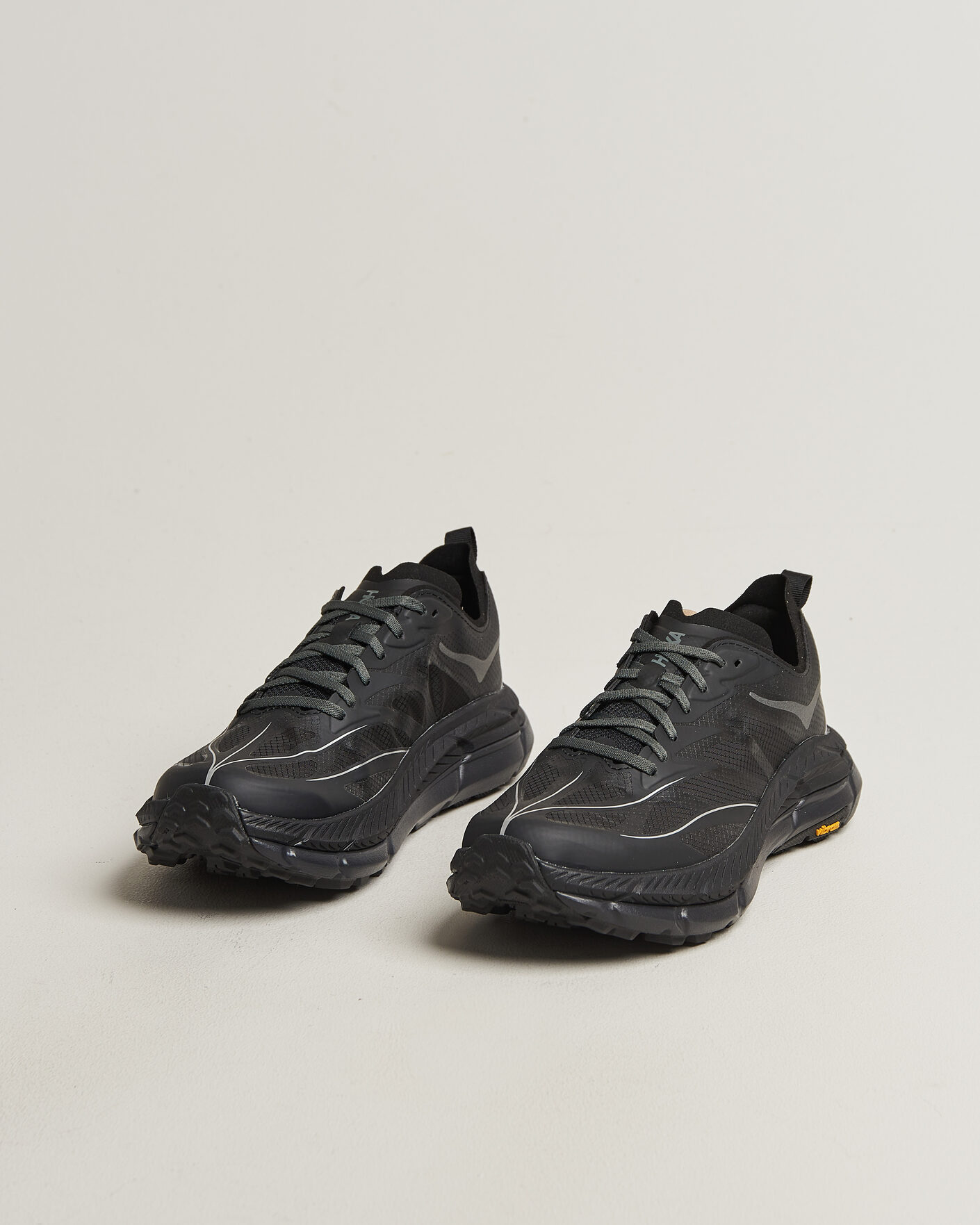 Herren |  | Hoka | Mafate Speed 4 Lite Black/Outer Orbit