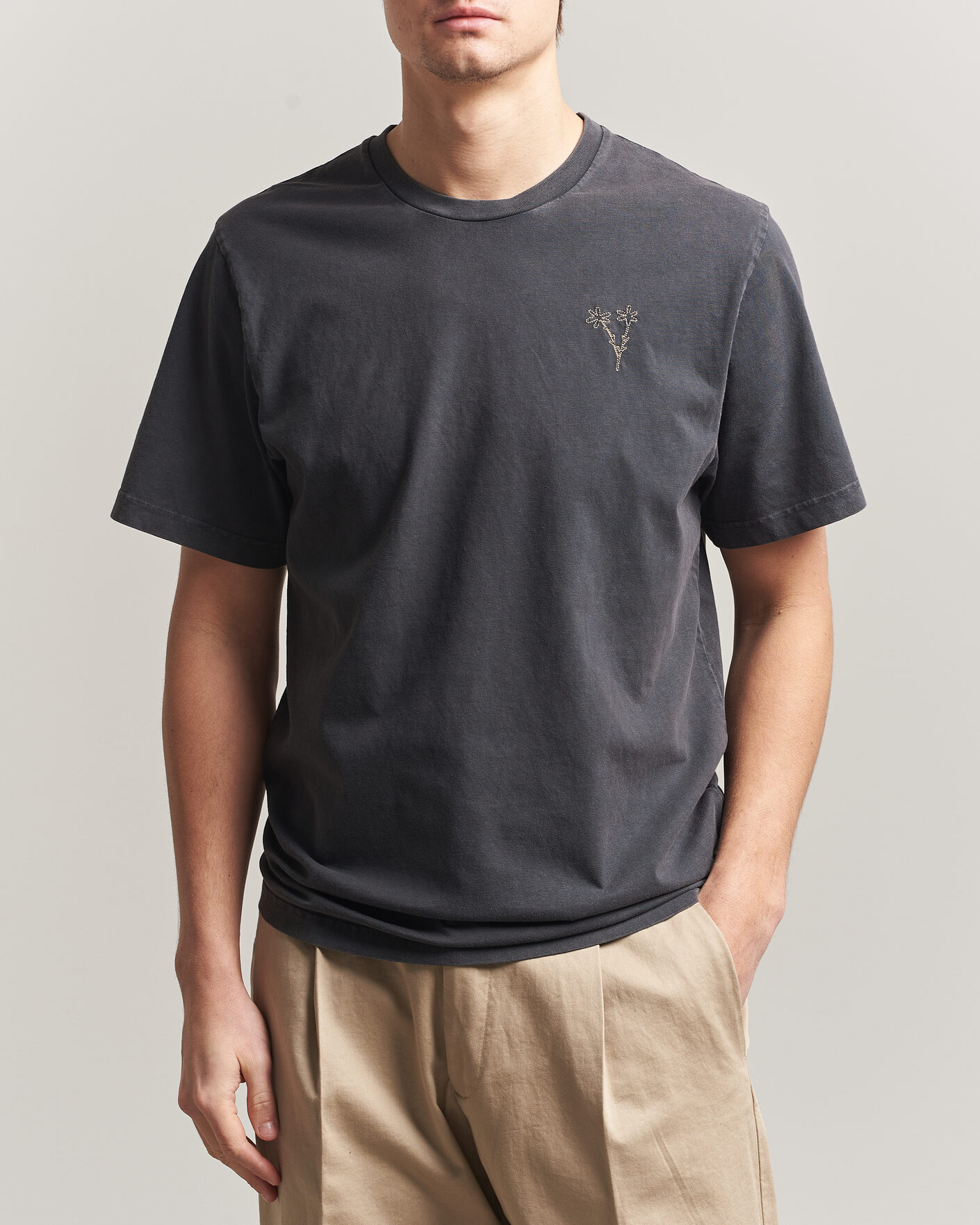 Herren | T-Shirts | Forét | Bouquet T-Shirt Washed Black