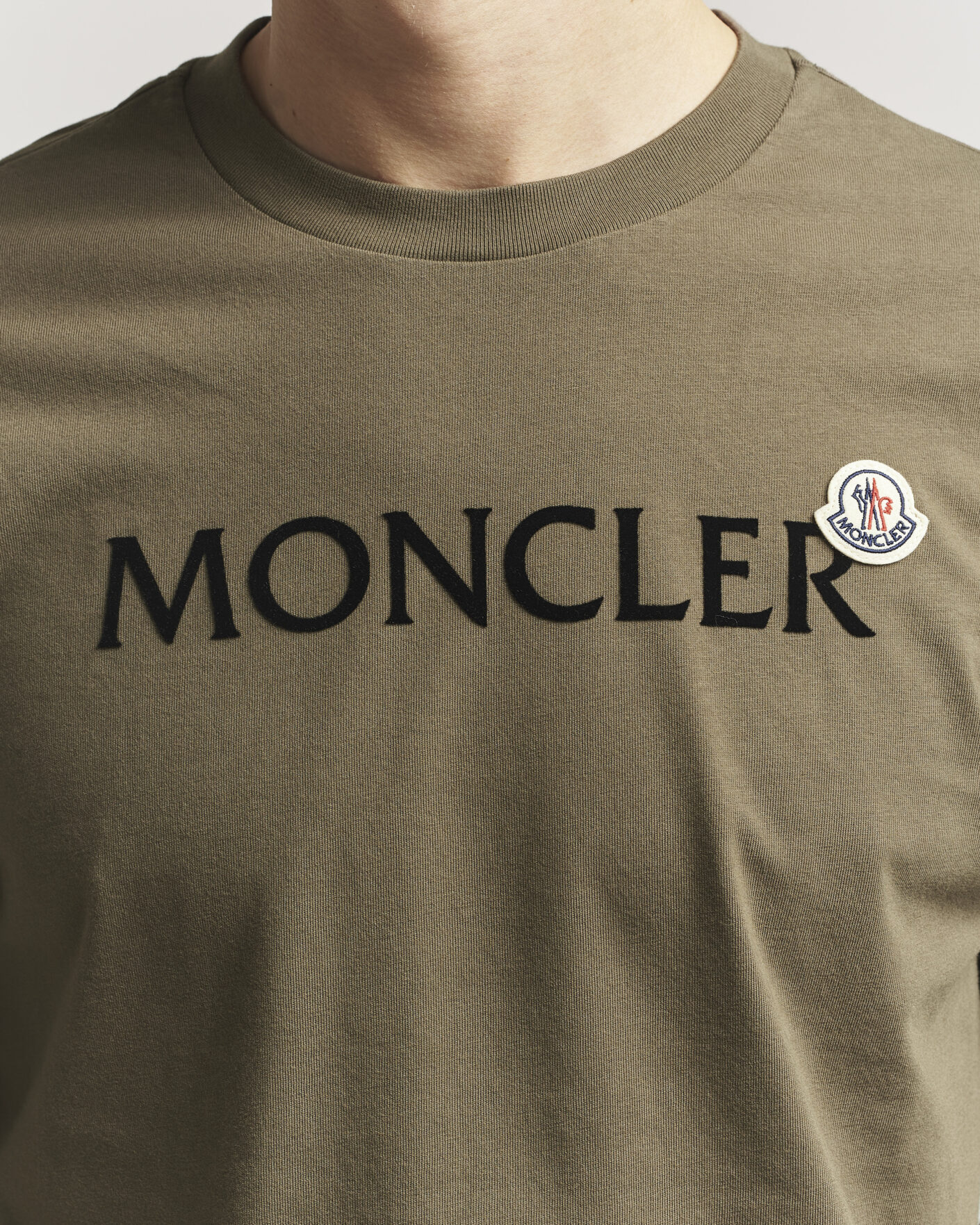 Herren | T-Shirts | Moncler | Lettering Logo Long Sleeve T-Shirt Desert
