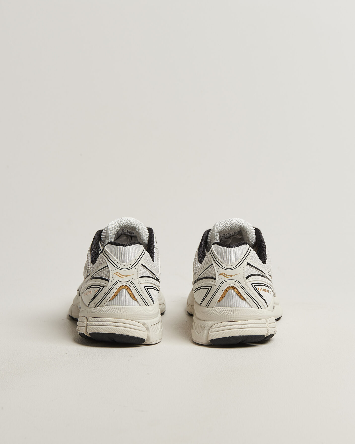 Herren | Sneaker | Saucony | Guide 7 Running Sneaker Onyx/Gold