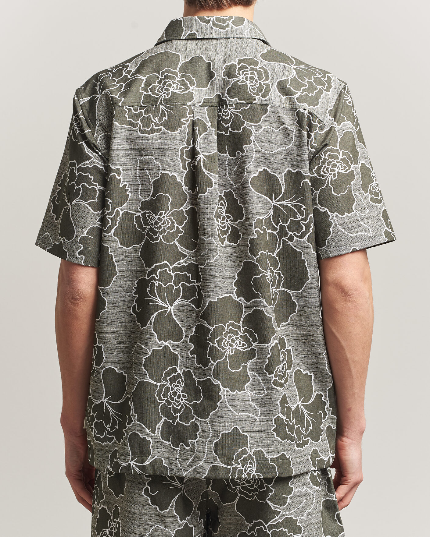 Herren | Hemden | LES DEUX | Charlie Poppy AOP Short Sleeve Shirt Olive Night