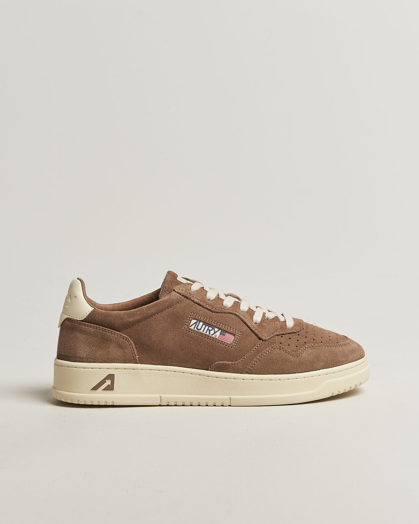 Herren | Sneaker | Autry | Medalist Low Sneaker Cigar/White