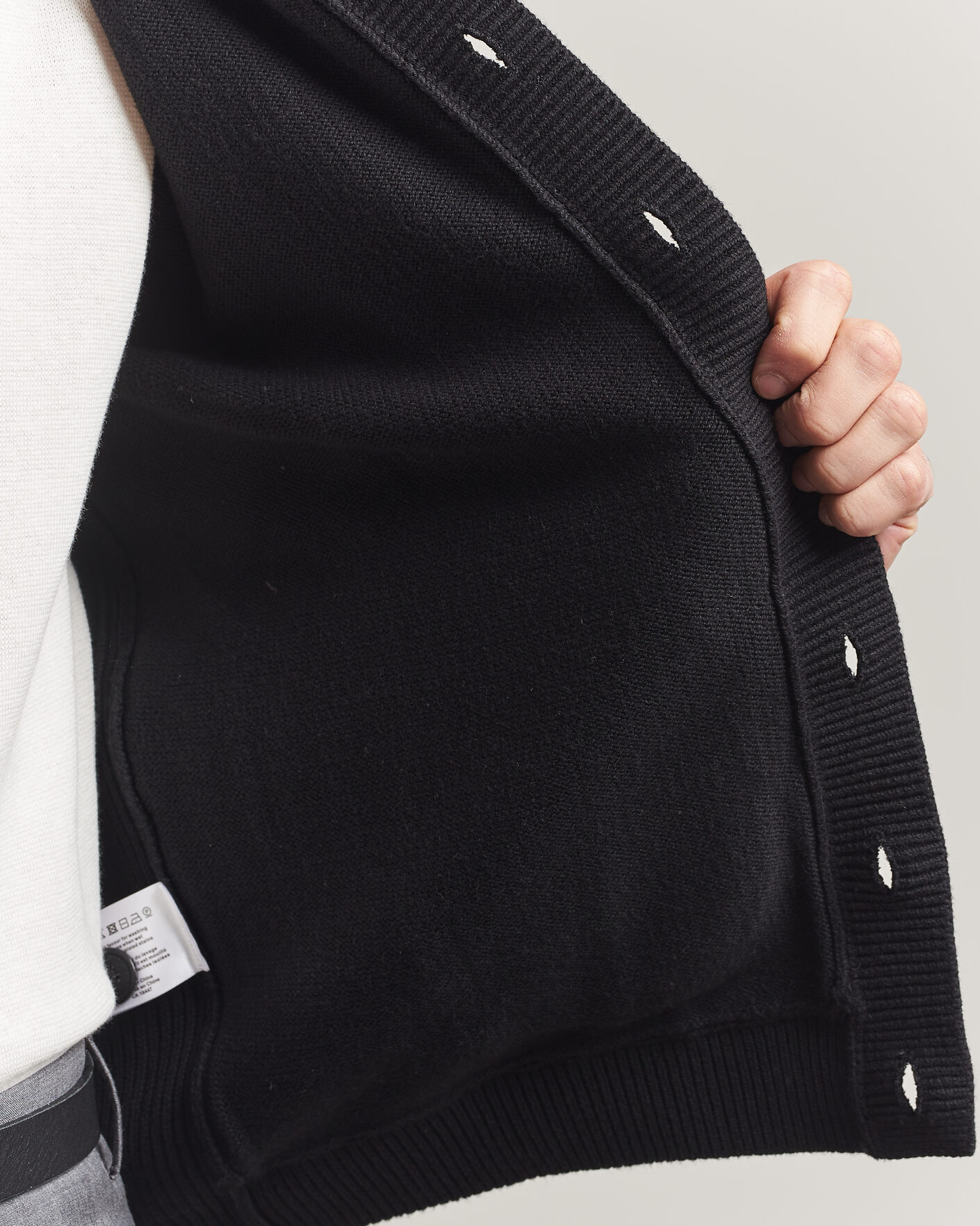 Herren | Pullover | Stenströms | Knitted Hybrid Buttoned Alcantara Cardigan Black