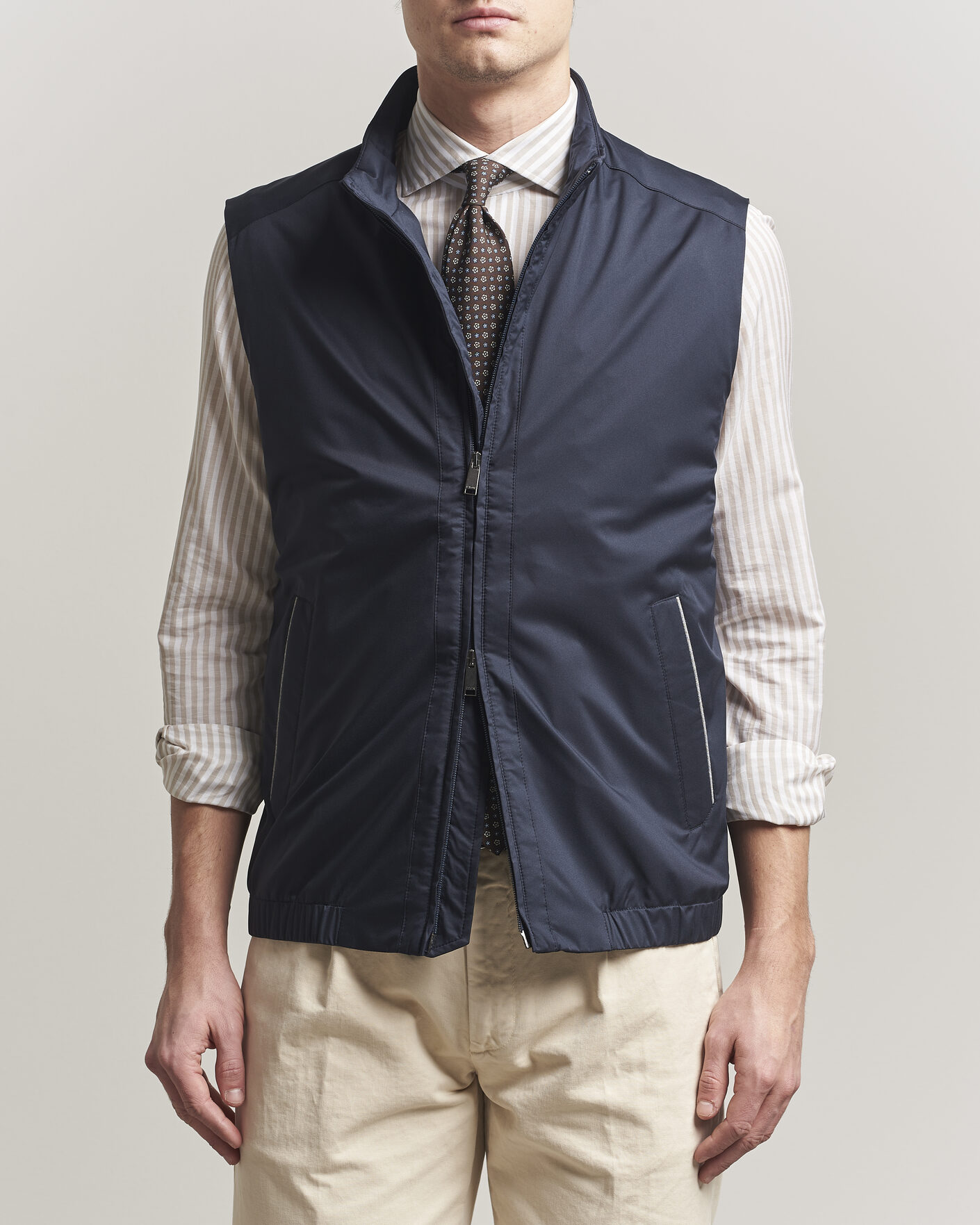Herren | Westen | Eton | Lightweight Wind Vest Navy Blue
