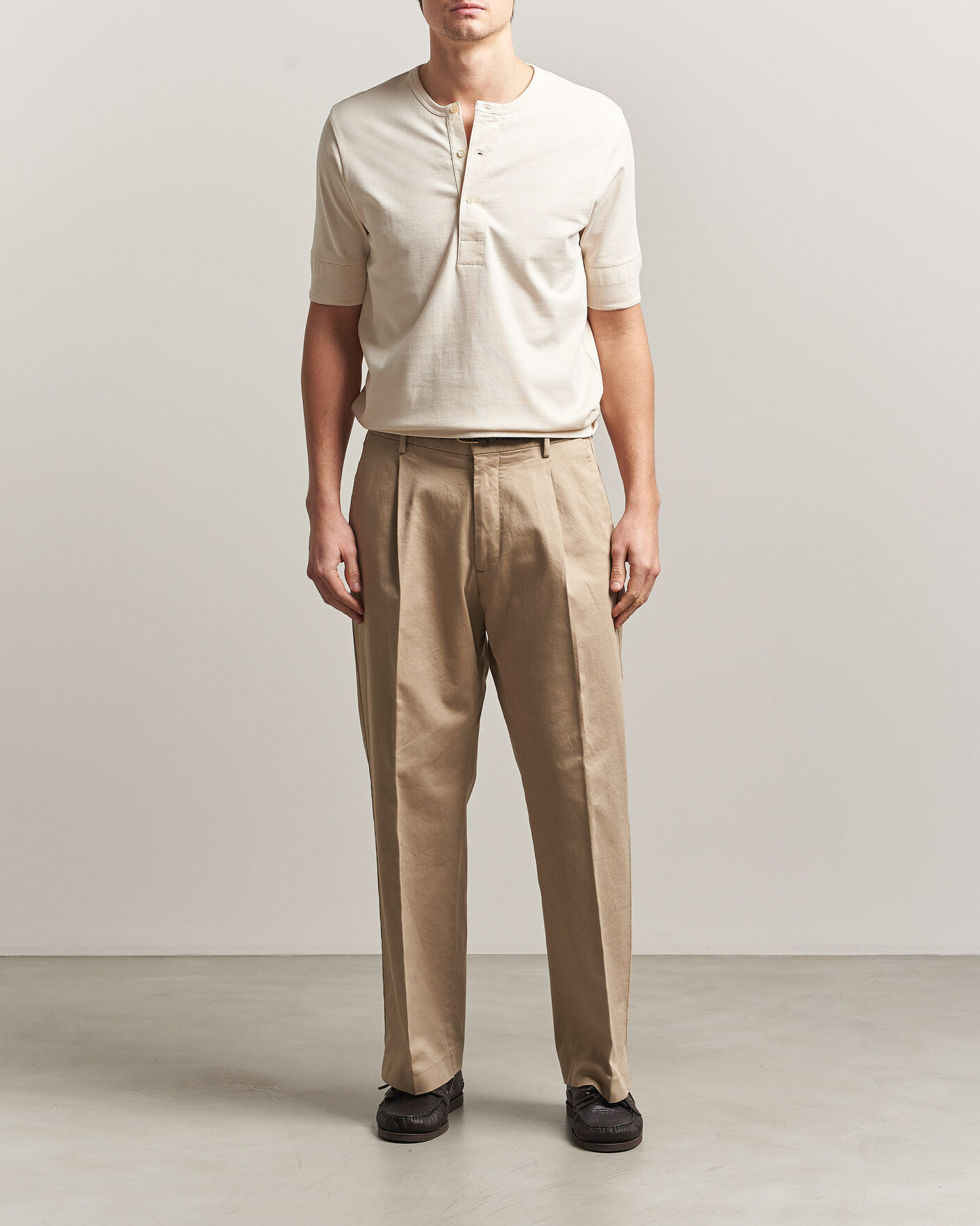 Herren | T-Shirts | Merz b. Schwanen | Classic Organic Cotton Short Sleeve Henley Nature