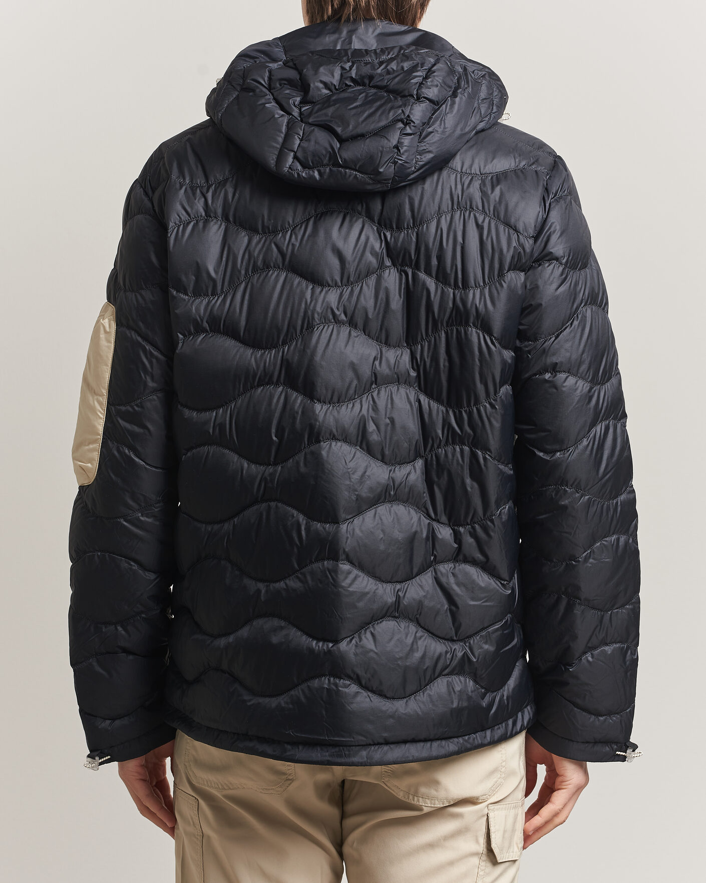 Herren | Jacken | Peak Performance | Helium Utility Down Hooded Jacket Black/Sand Fog