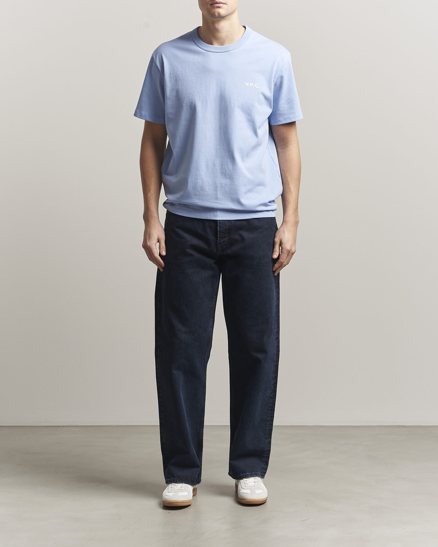 Herren | T-Shirts | A.P.C. | Boxy Fit Petit VPC T-Shirt Light Blue