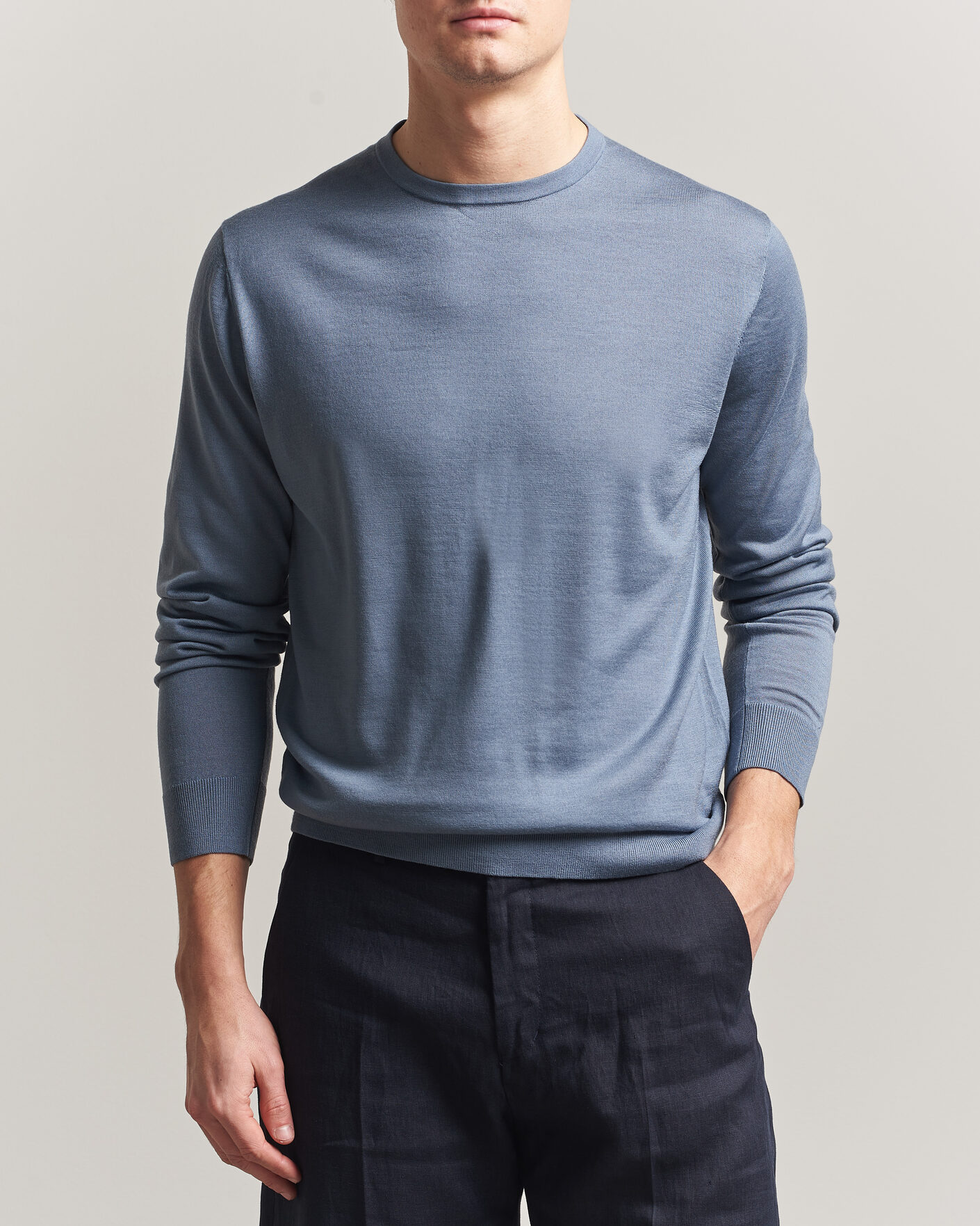 Herren | Pullover | Tiger of Sweden | Connor Merino Knitted Crew Neck Dull Blue