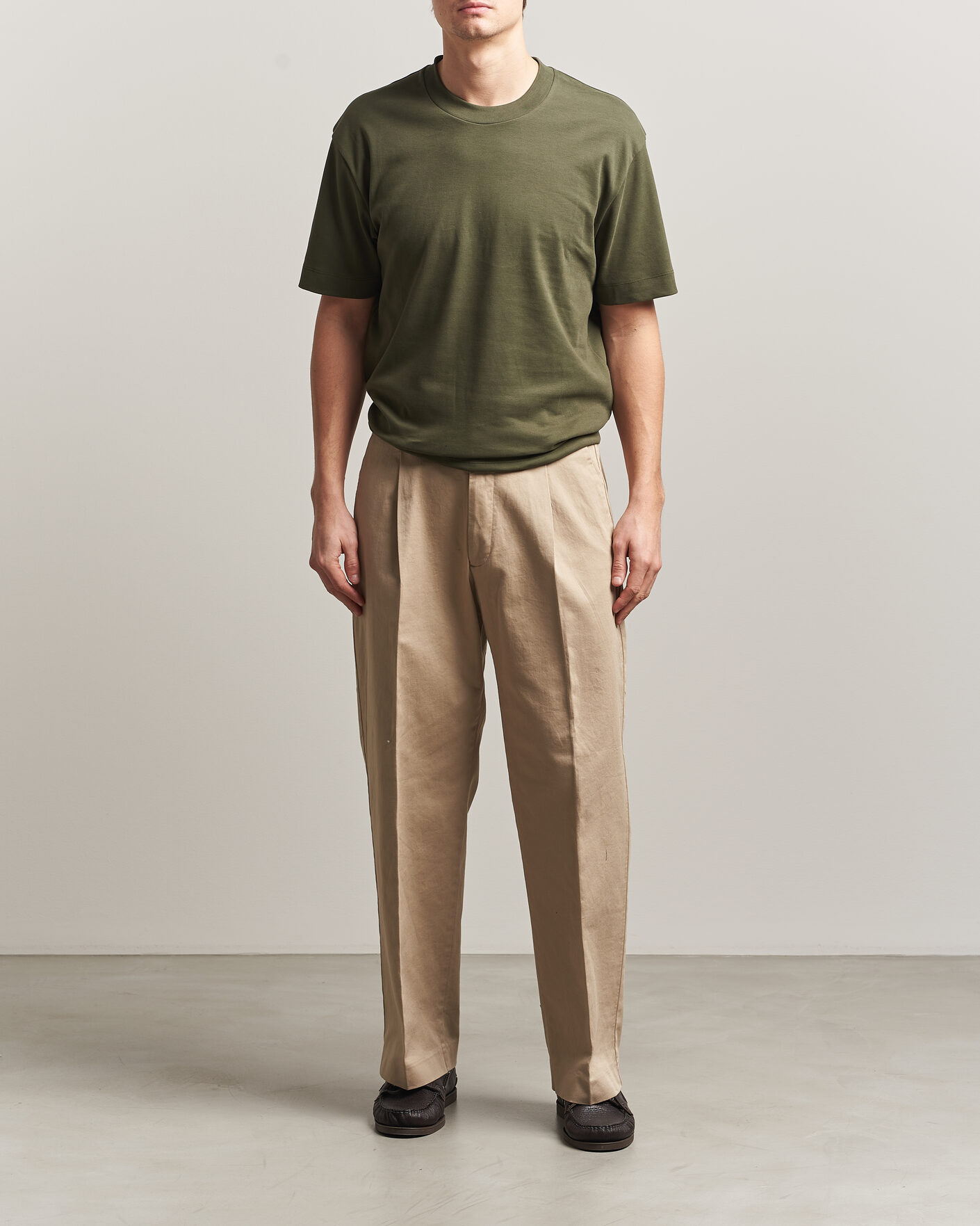 Herren | T-Shirts | Sunspel | Heavy Weight Supima Cotton T-Shirt Deep Olive