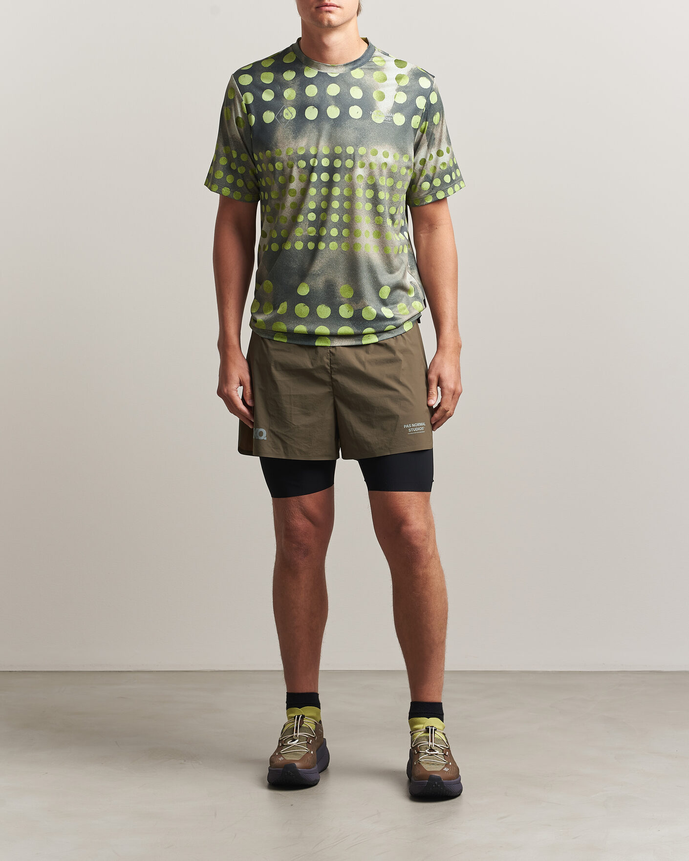 Herren | T-Shirts | Pas Normal Studios | TKO Balance T-Shirt Moss Green