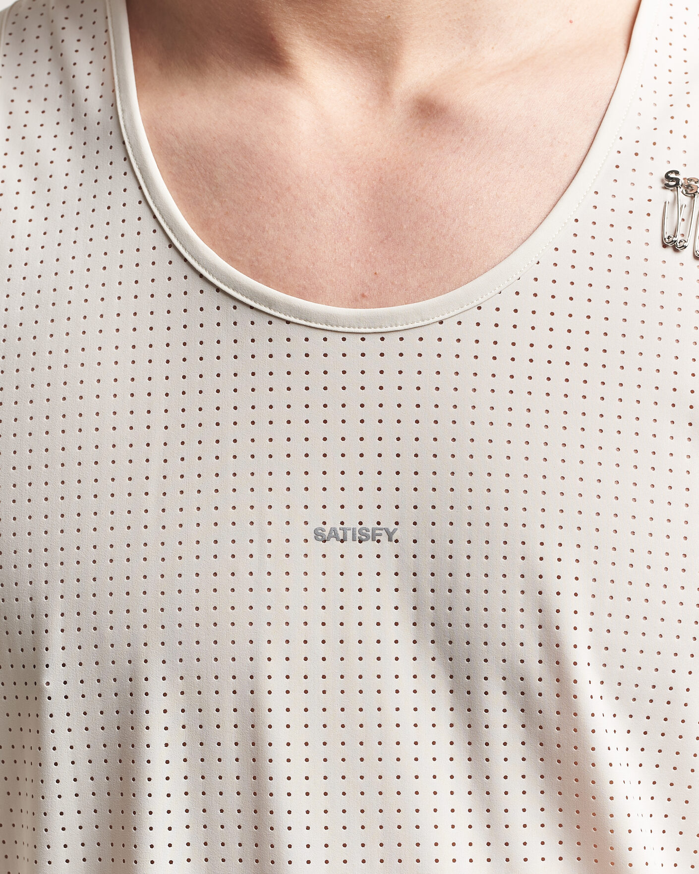 Herren | T-Shirts | Satisfy | Space-O Singlet Chalk
