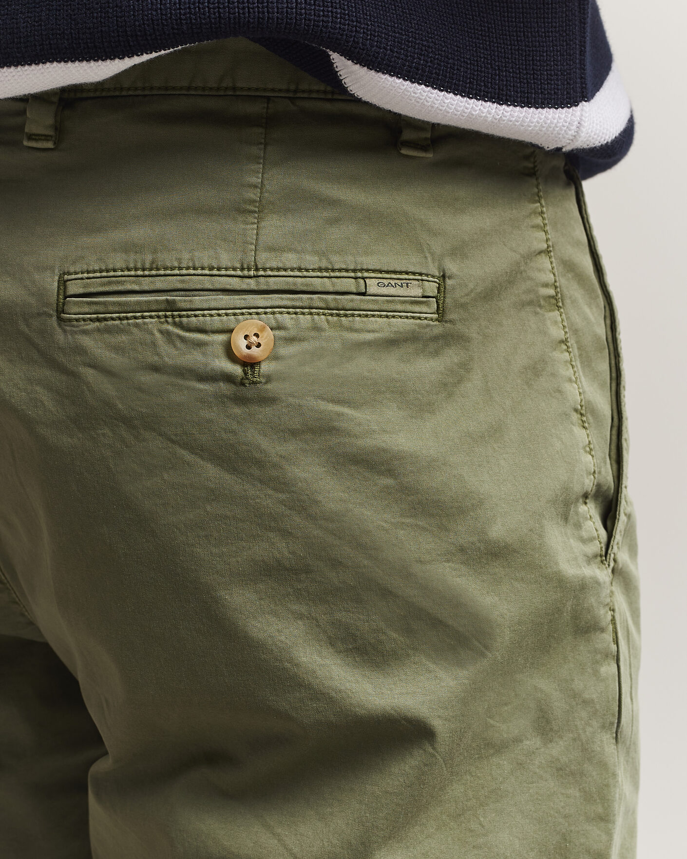 Herren | Shorts | Gant | Regular Sunfaded Shorts Dry Herb Green