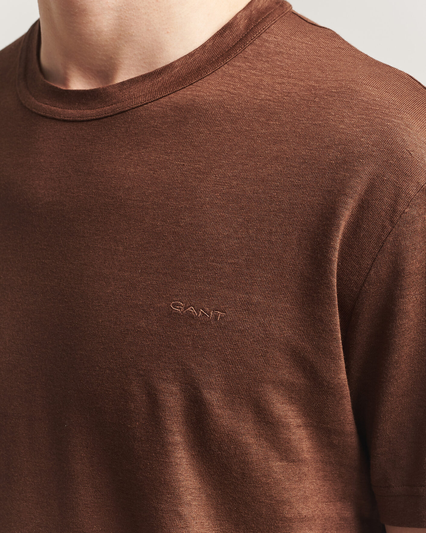 Herren | T-Shirts | GANT | Linen T-Shirt Mahogany Brown