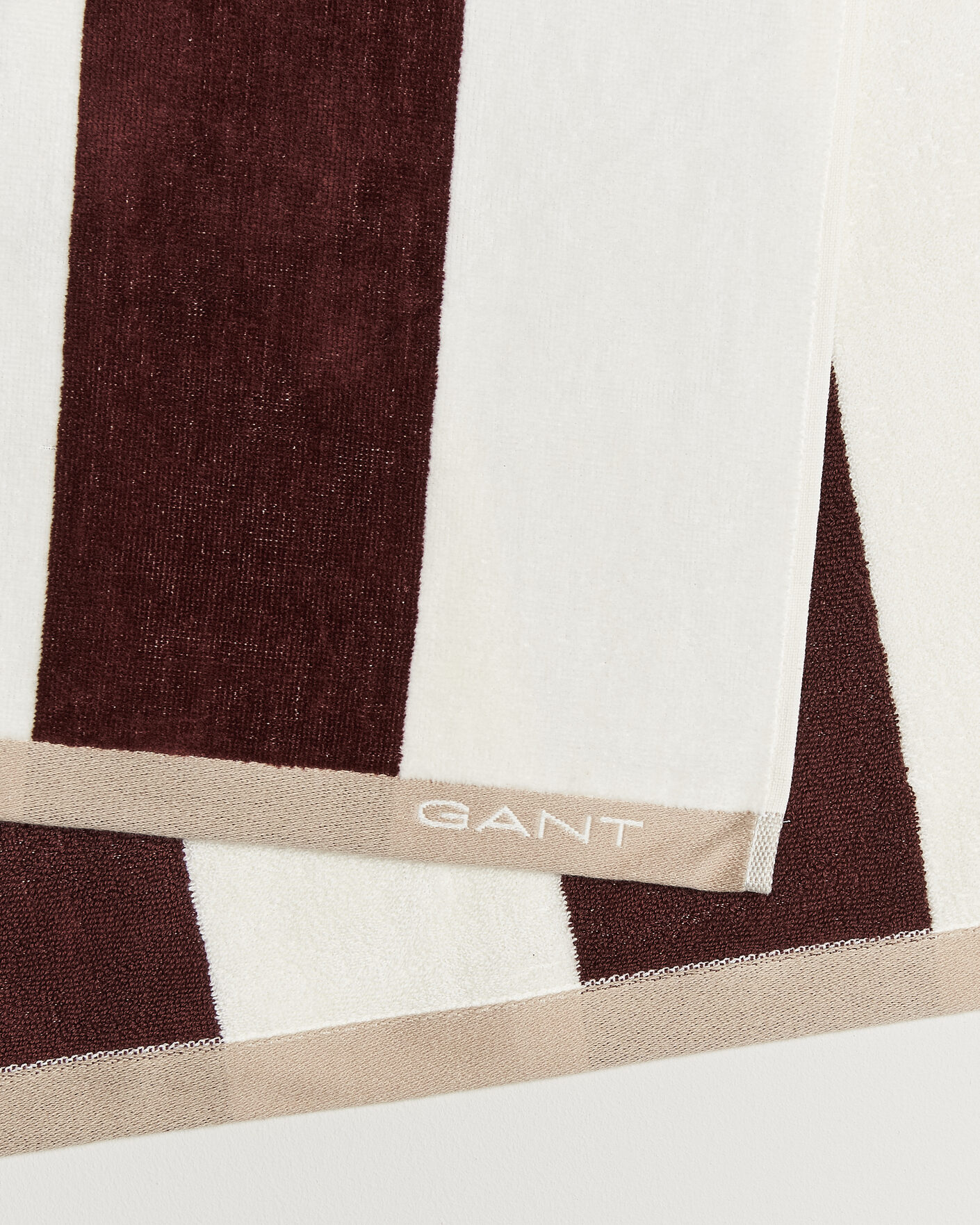 Herren | Textilien | GANT | Striped Beach Towel Fresh Soil