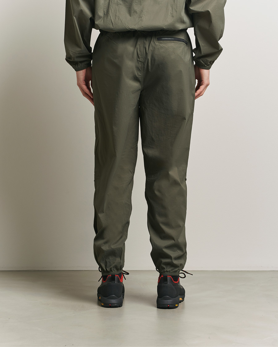 Herren | Hosen | The North Face | Red Box Packable Wind Pants New Taupe Green