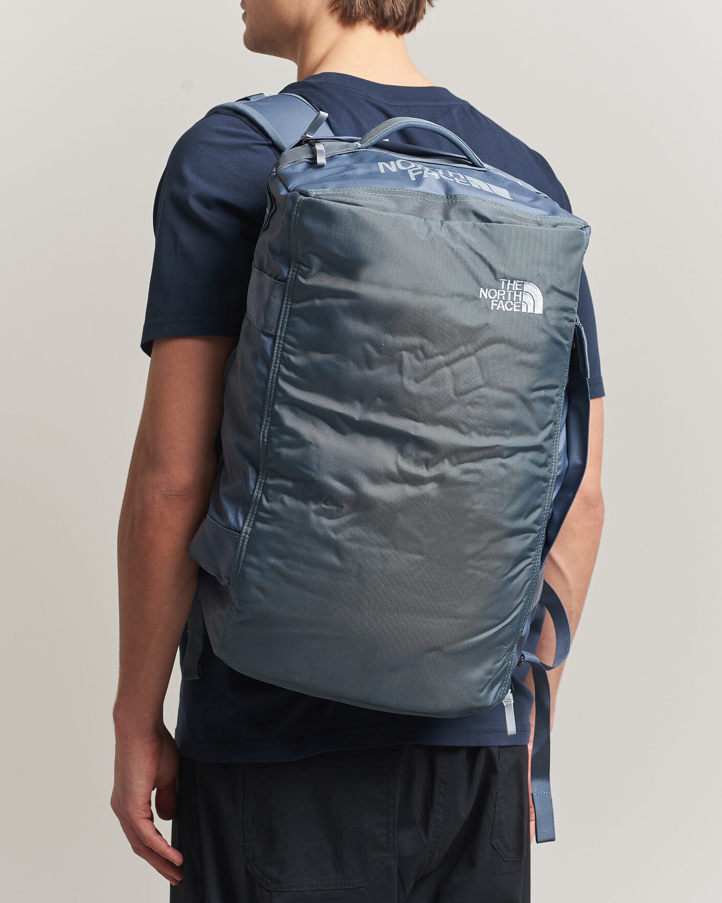 Herren | Taschen | The North Face | Base Camp Voyager Duffel 32 Granite Grey