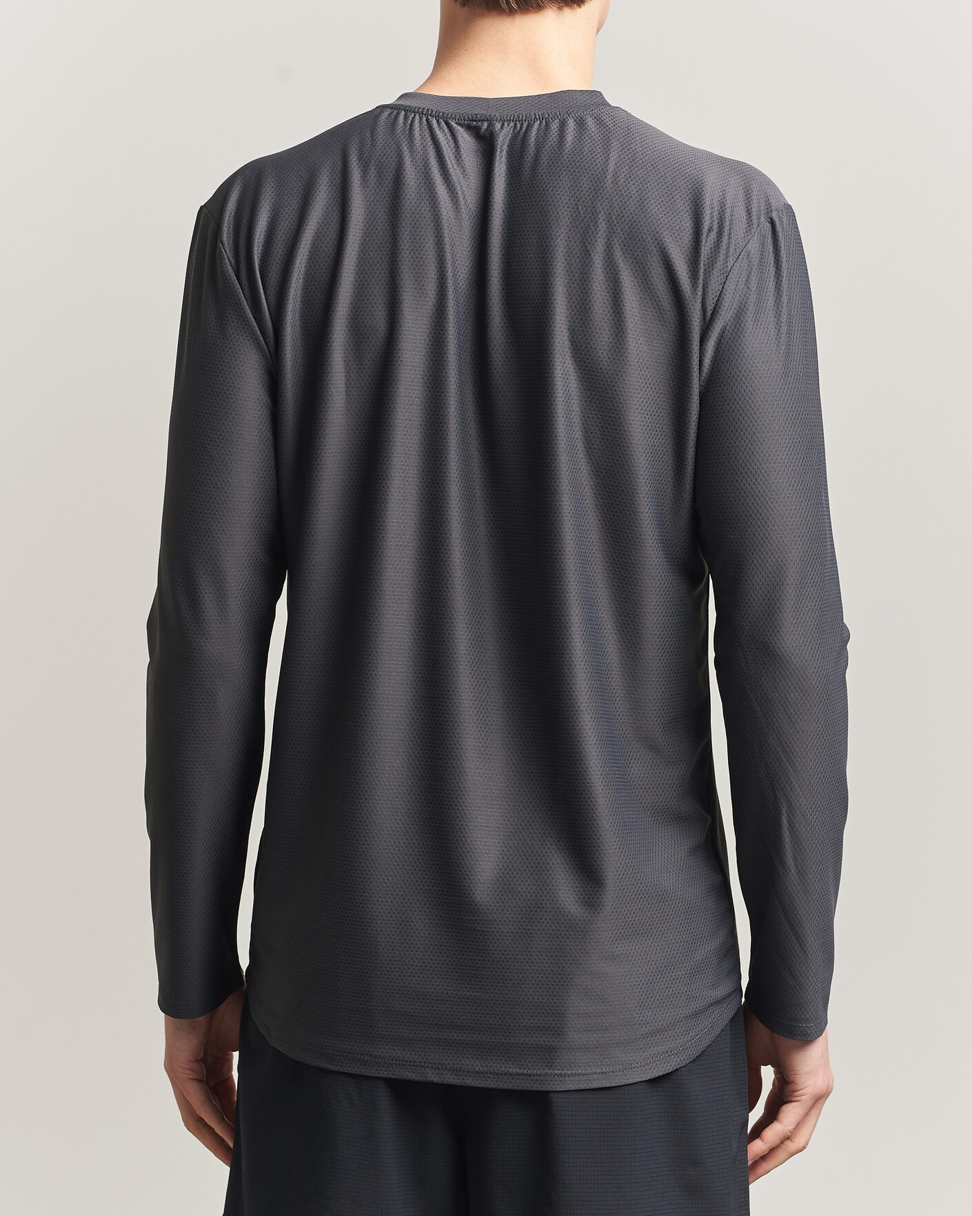 Herren | T-Shirts | DOXA | Rerun Long Sleeve T-Shirt Raven