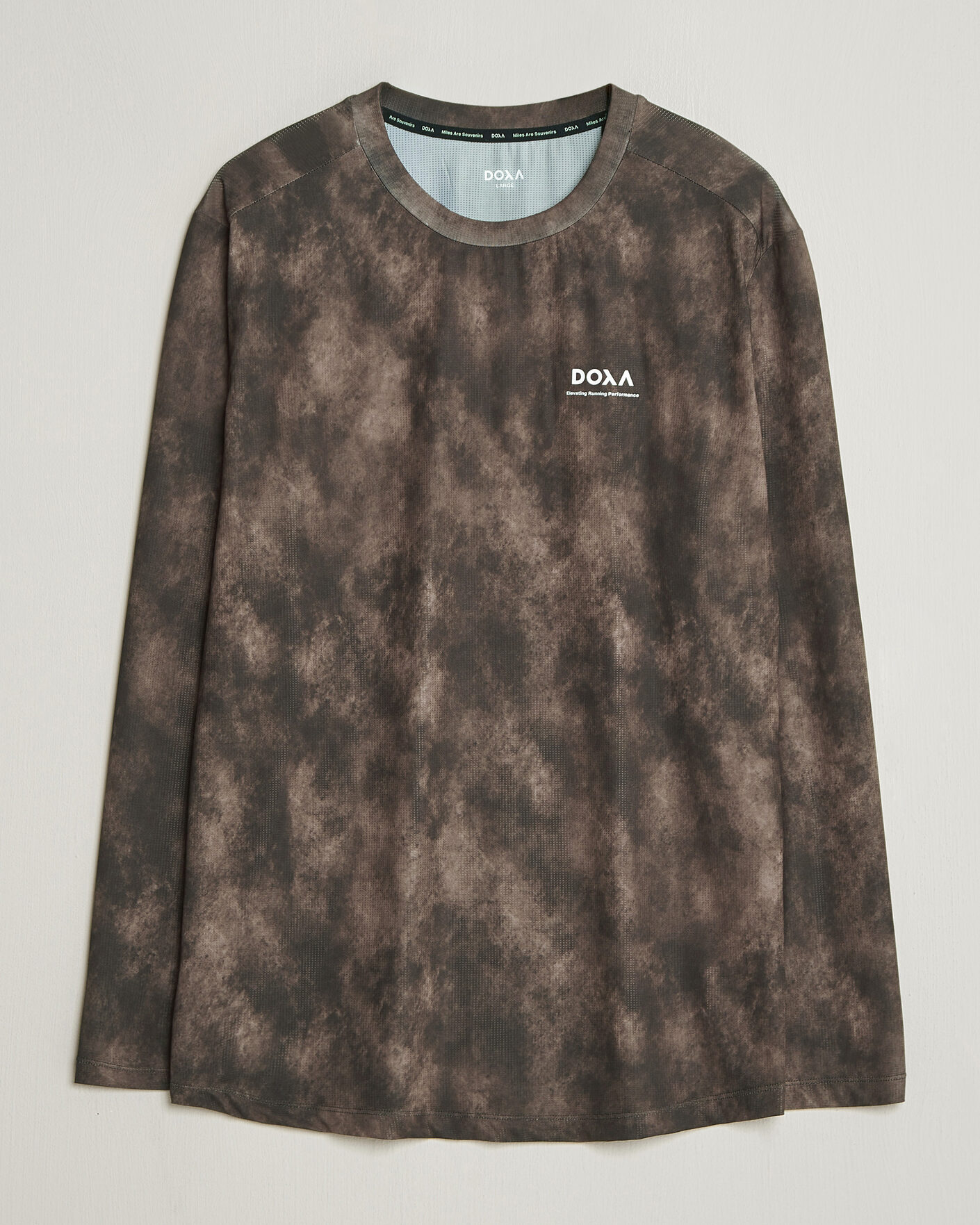 Herren | T-Shirts | DOXA | Rerun Long Sleeve T-Shirt Taupe
