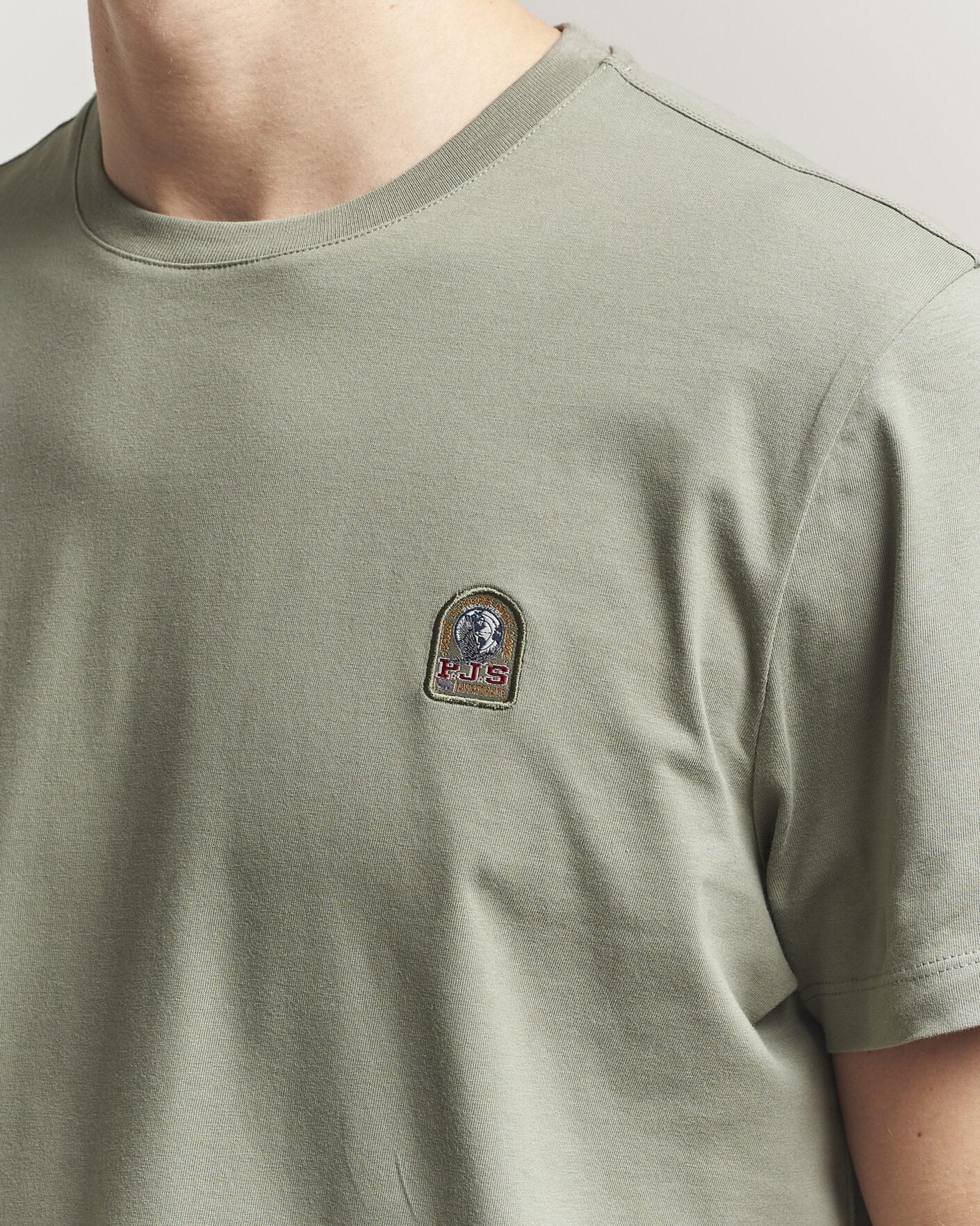 Herren | T-Shirts | Parajumpers | Patch Crew Neck T-Shirt Ashen Sage