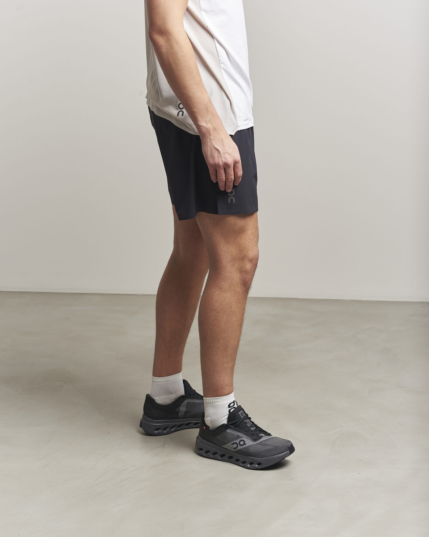 Herren | Runningsneakers | On | Cloudsurfer Next Black/Eclipse