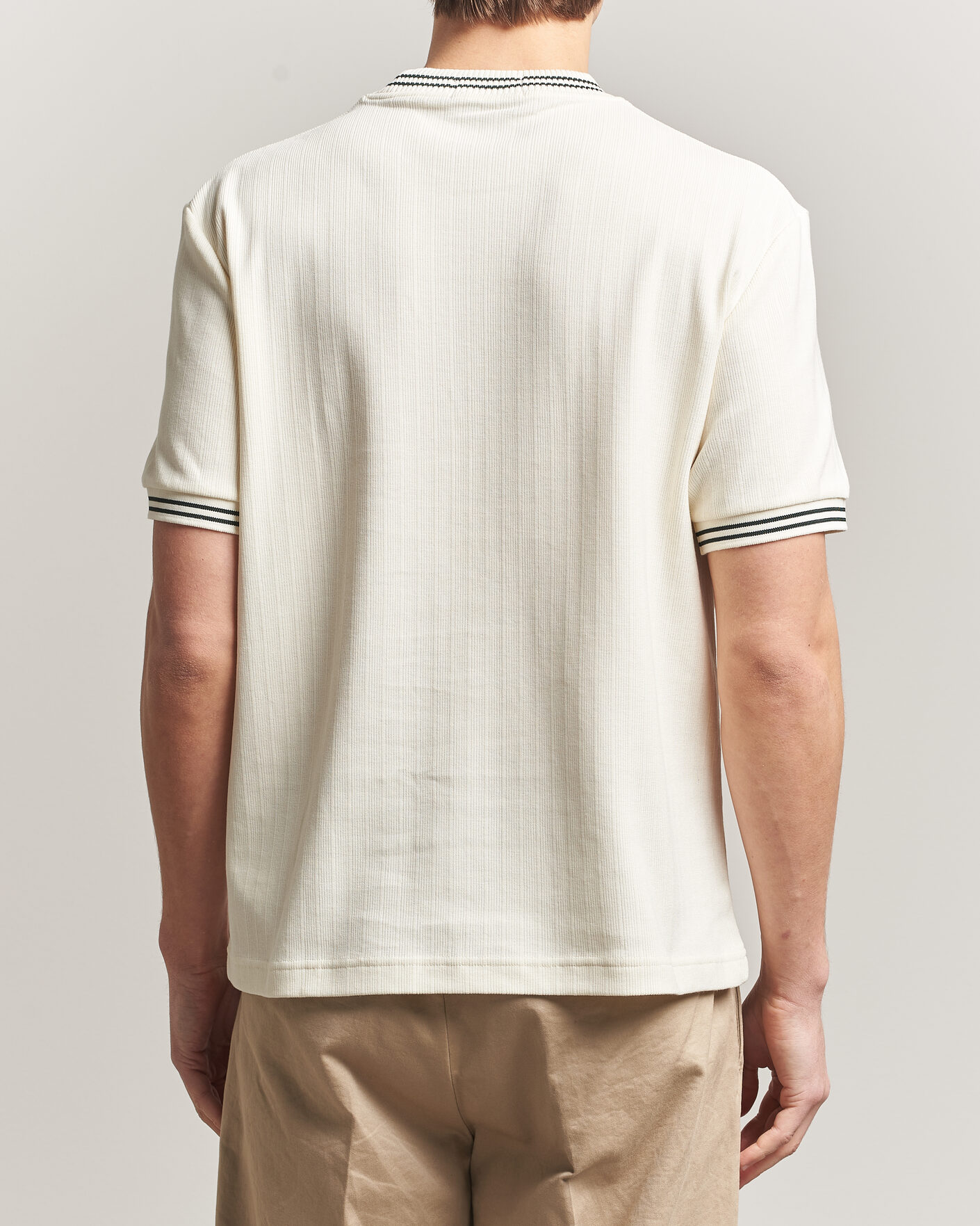 Herren | T-Shirts | Fred Perry | Rib Knitted T-Shirt Ecru