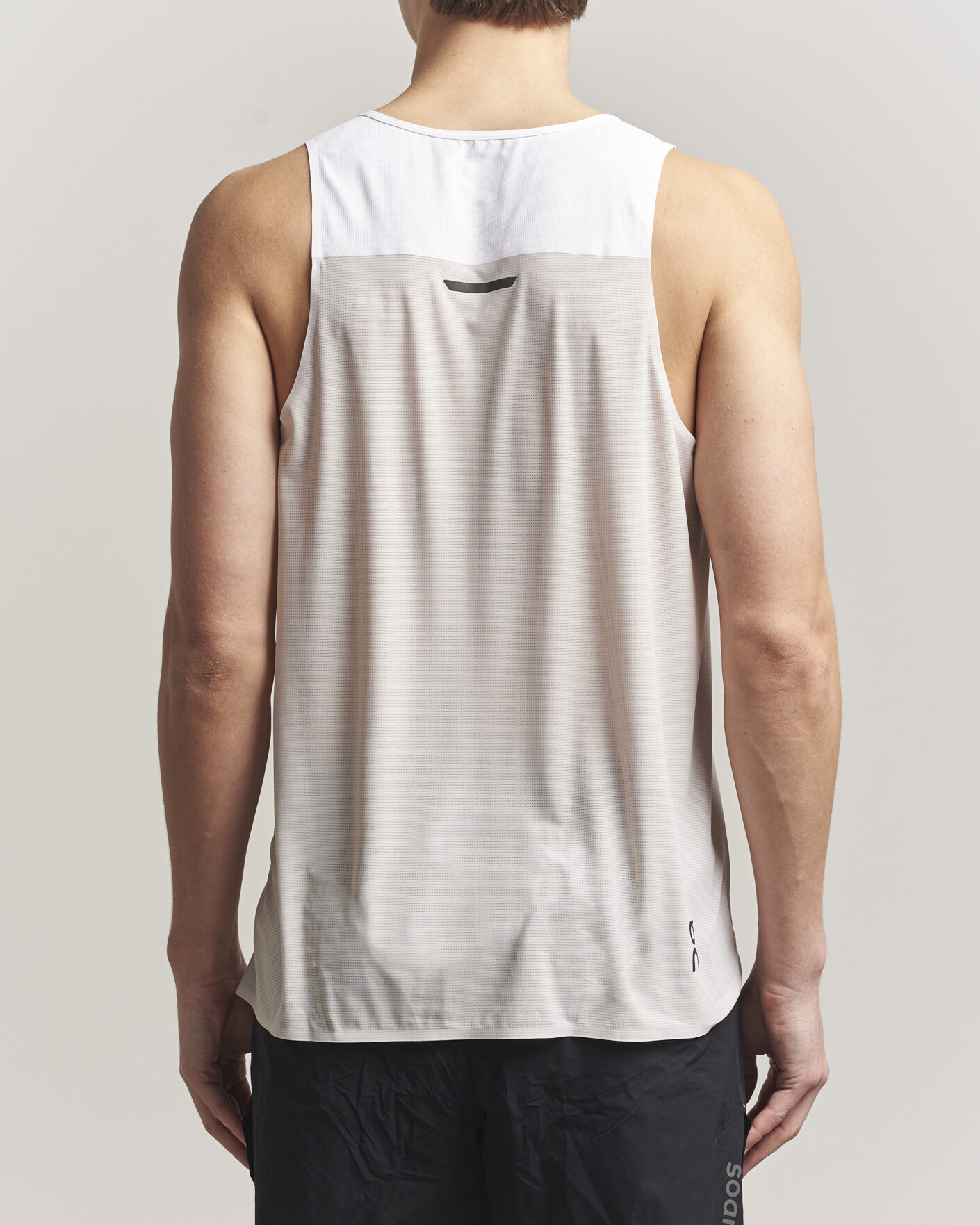 Herren | T-Shirts | On | Performance Tank White/Silver