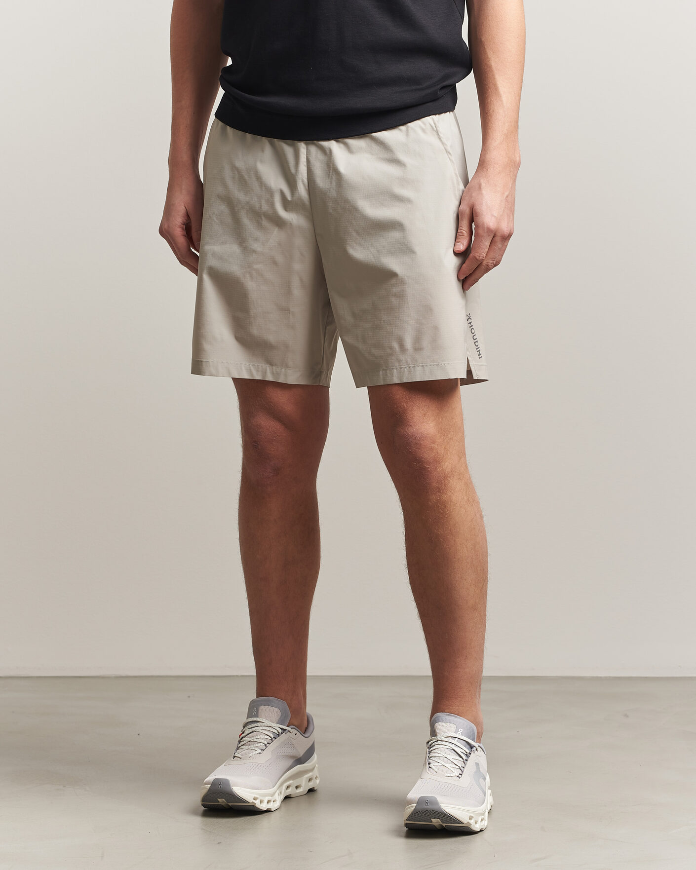 Herren | Shorts | Houdini | Pace Light Shorts Greenish Grey