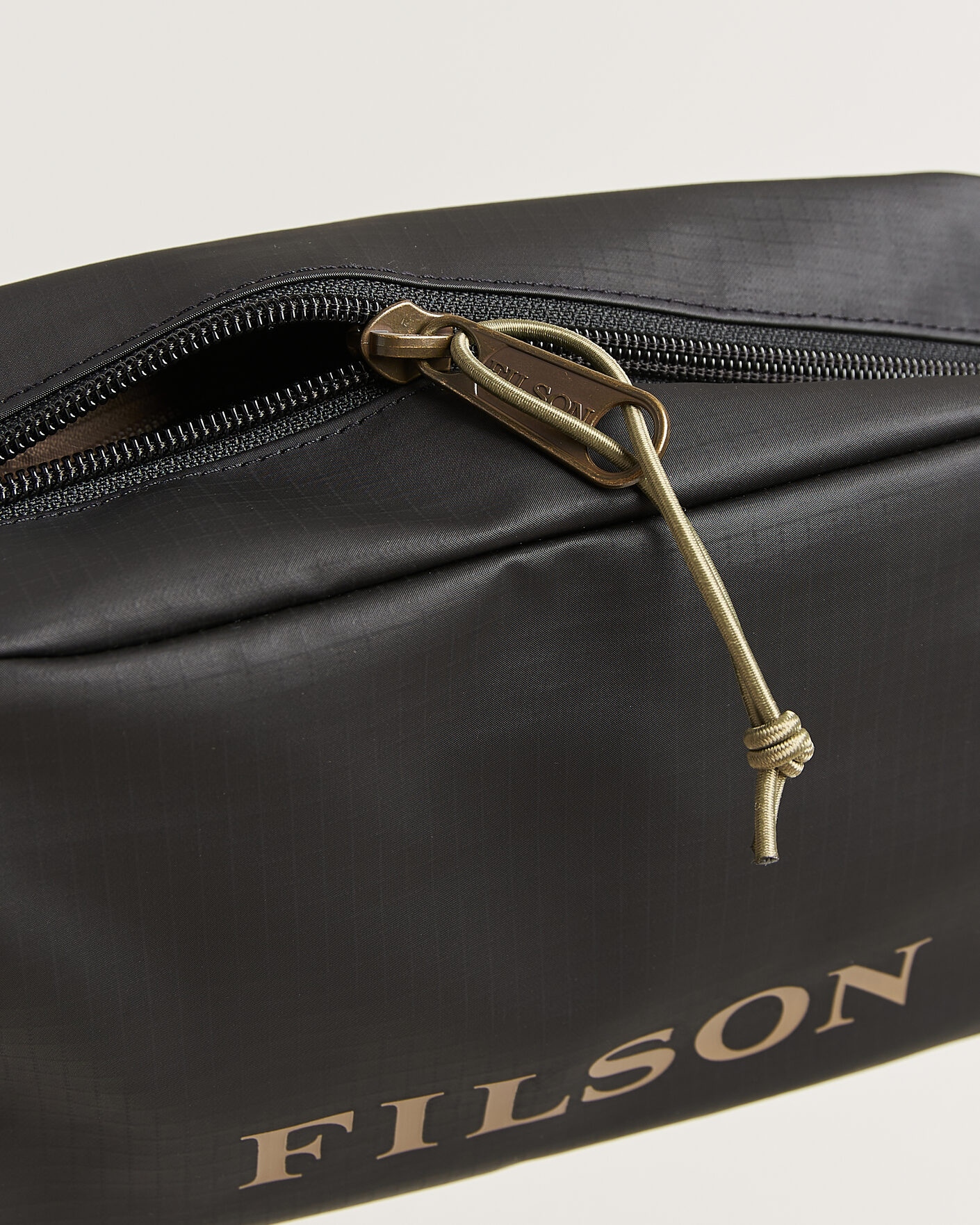 Herren | Taschen | Filson | All Weather Travel Pack Black