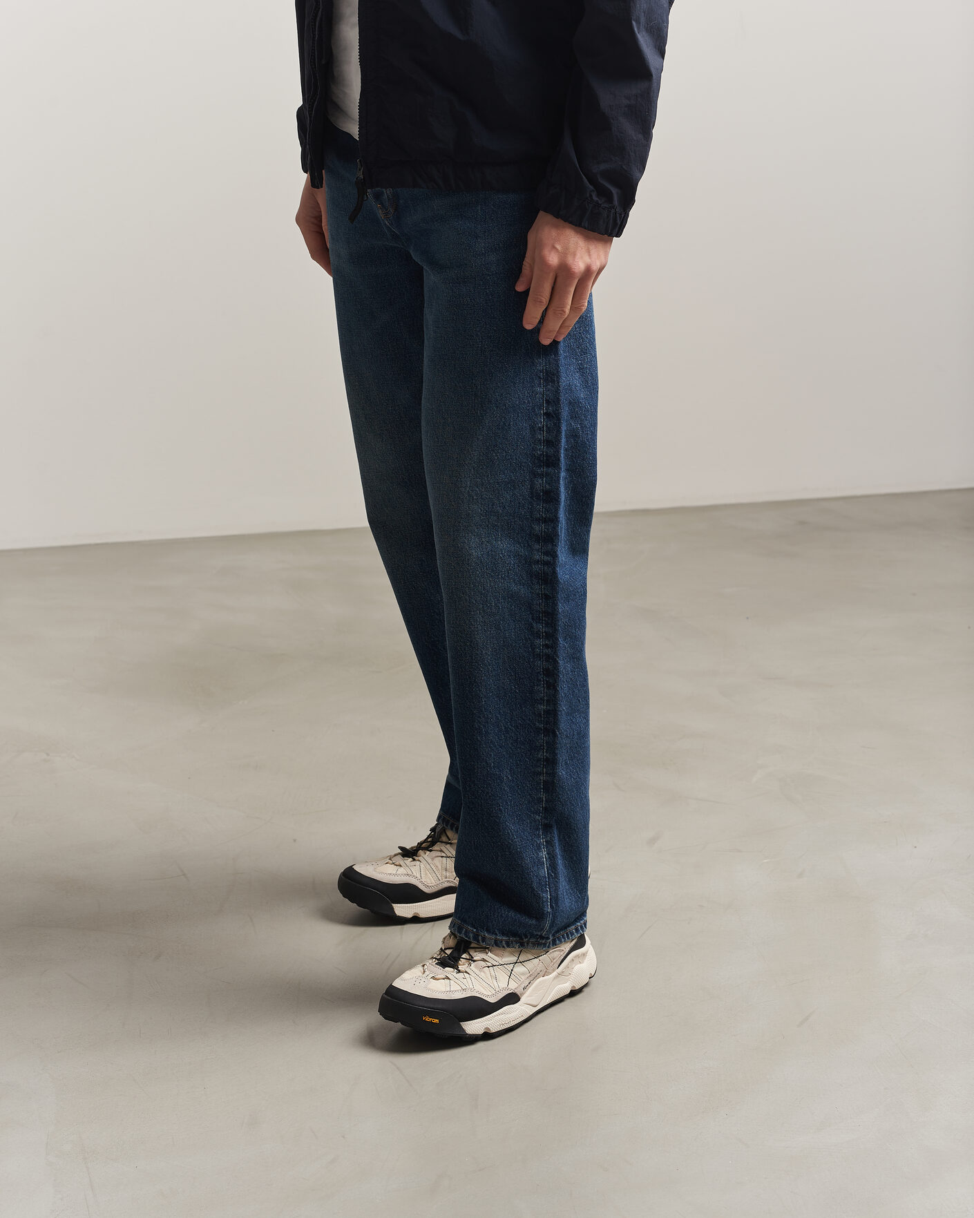 Herren | Sneaker | Flower Mountain | Iwano 2 Suede/Nylon Trail Sneaker White/Black