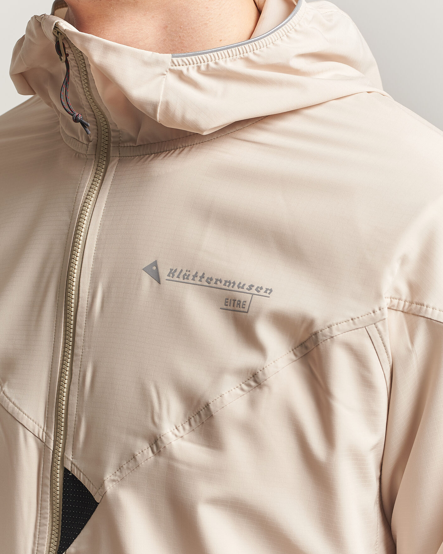 Herren | Jacken | Klättermusen | Eitre Zip Hood Windbreaker Jacket Clay
