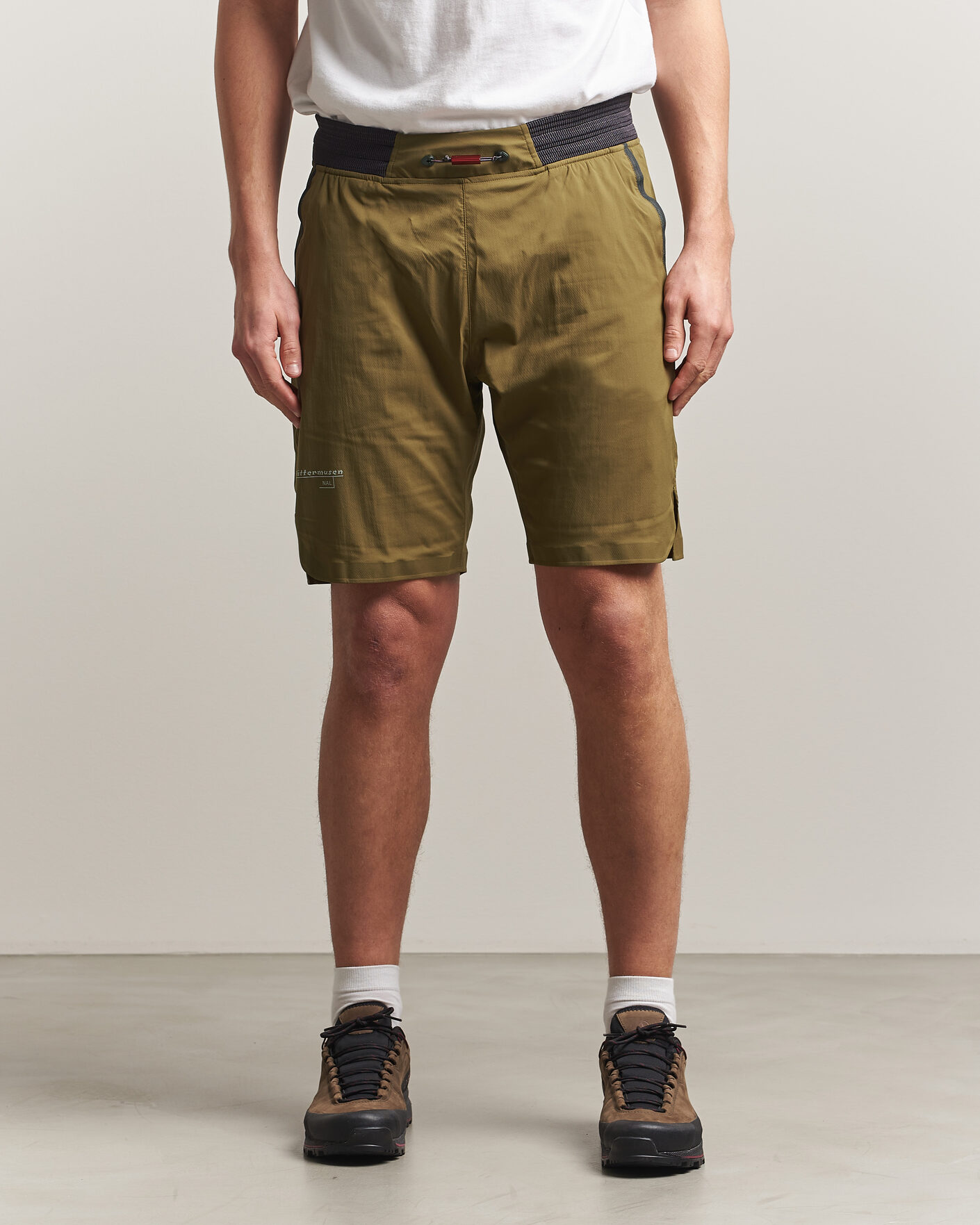 Herren | Shorts | Klättermusen | Nal Windbreaker Shorts Olive
