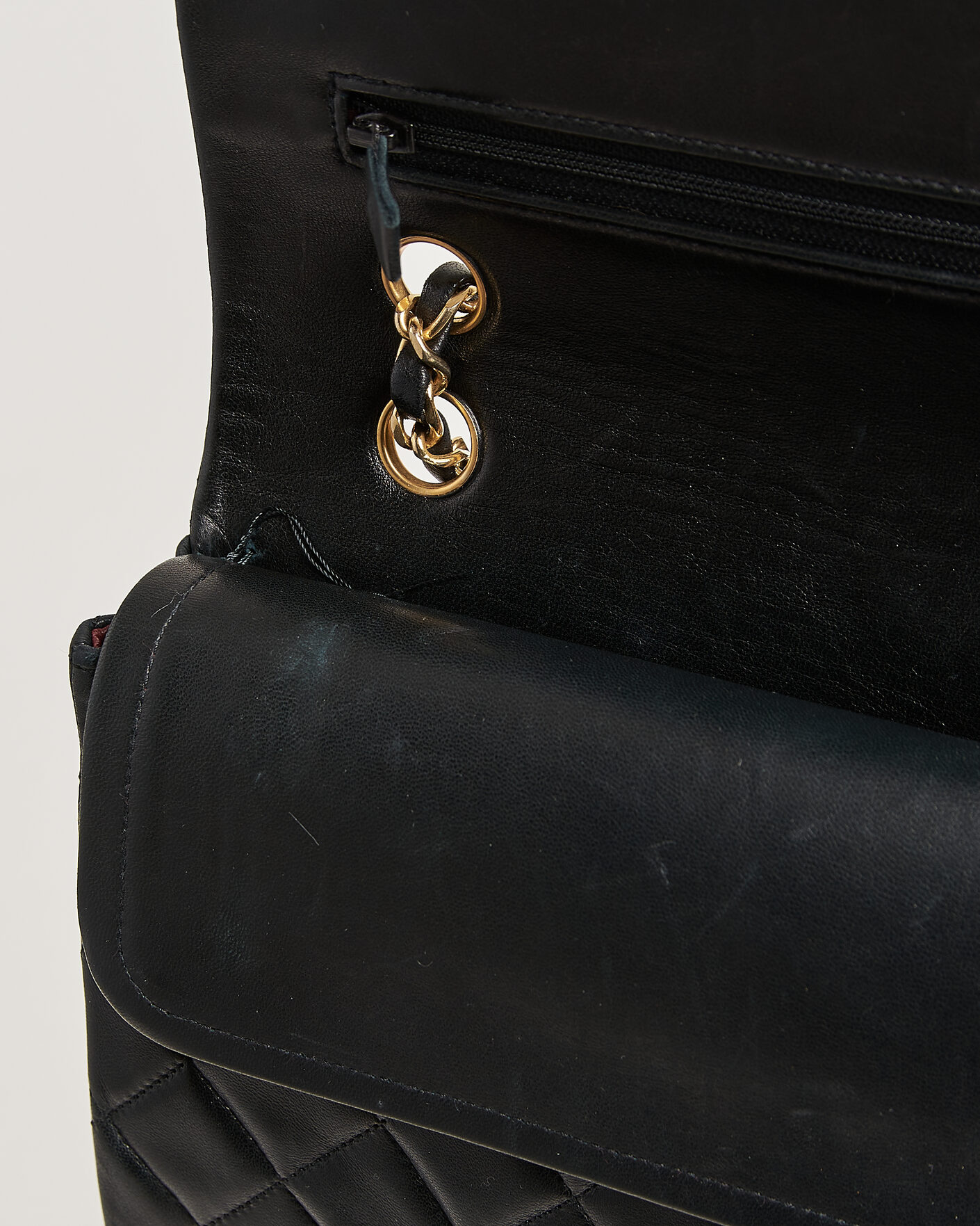 Herren | Pre-Owned & Vintage Bags | Chanel Pre-Owned | Classic Medium Double Flap Bag Lambskin Black