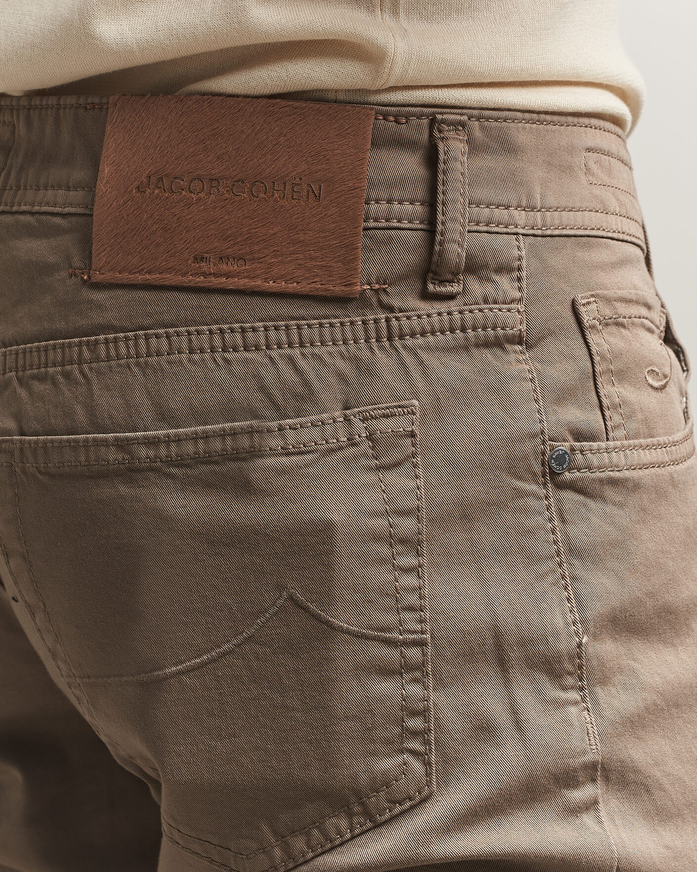 Herren | Hosen | Jacob Cohën | Bard Garment Dyed Gabardine Trousers Khaki Beige