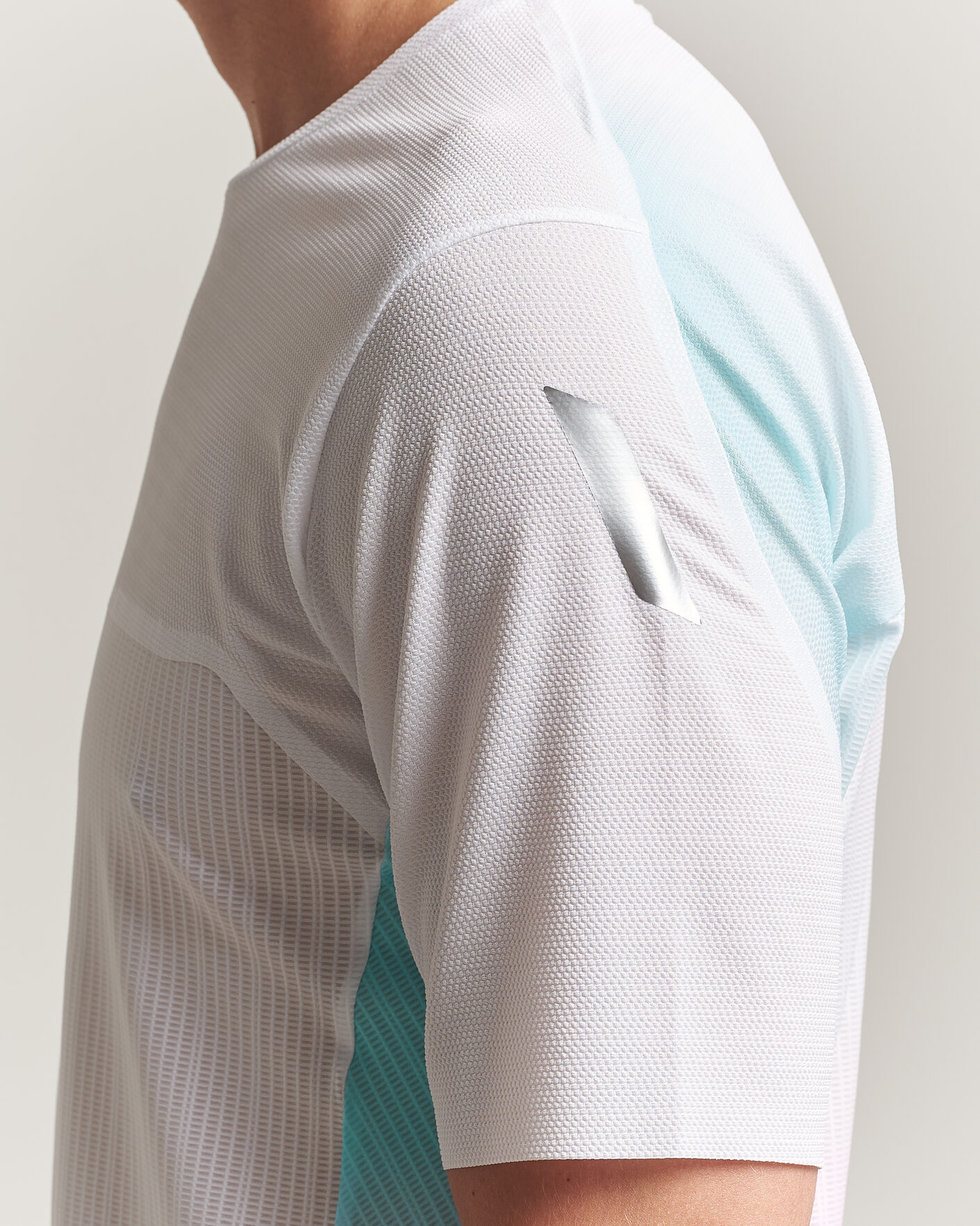 Herren | T-Shirts | SOAR Running | Hot Weather Tee White/Blue