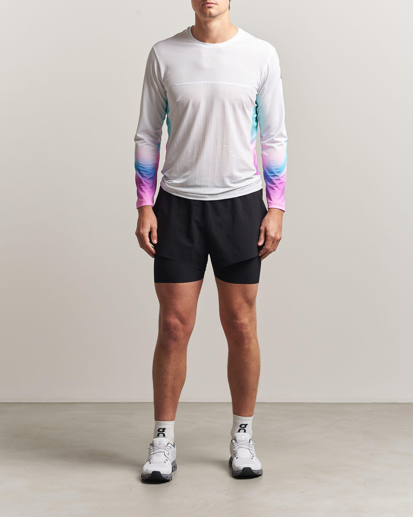 Herren | T-Shirts | SOAR Running | Hot Weather Long Sleeve Tee White/Blue
