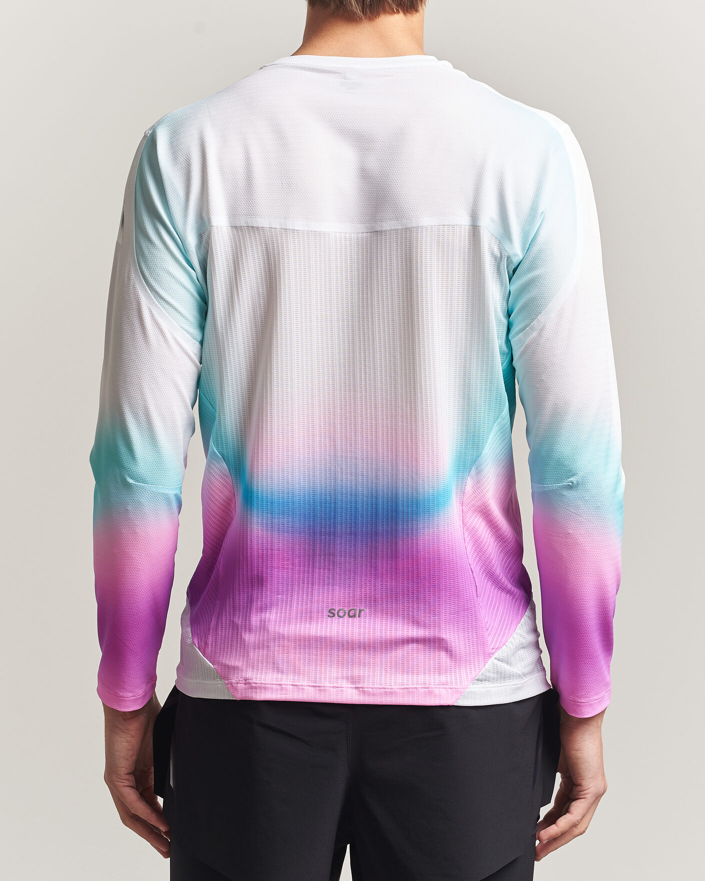 Herren | T-Shirts | SOAR Running | Hot Weather Long Sleeve Tee White/Blue