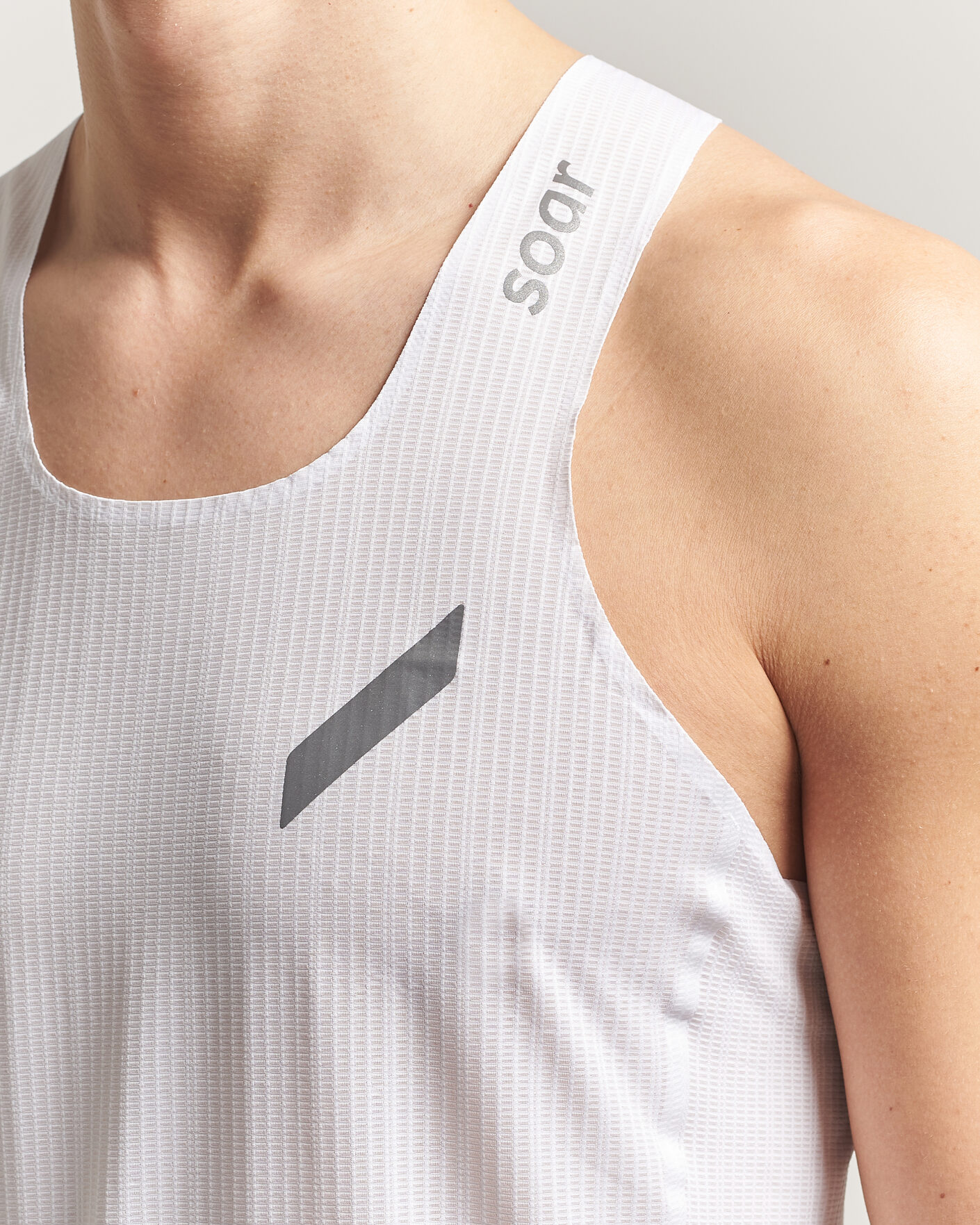 Herren | T-Shirts | SOAR Running | Race Vest White
