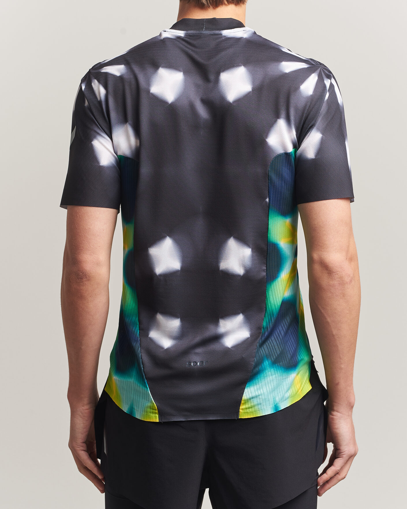 Herren | T-Shirts | SOAR Running | Trail Race Top Black/Fade Grey