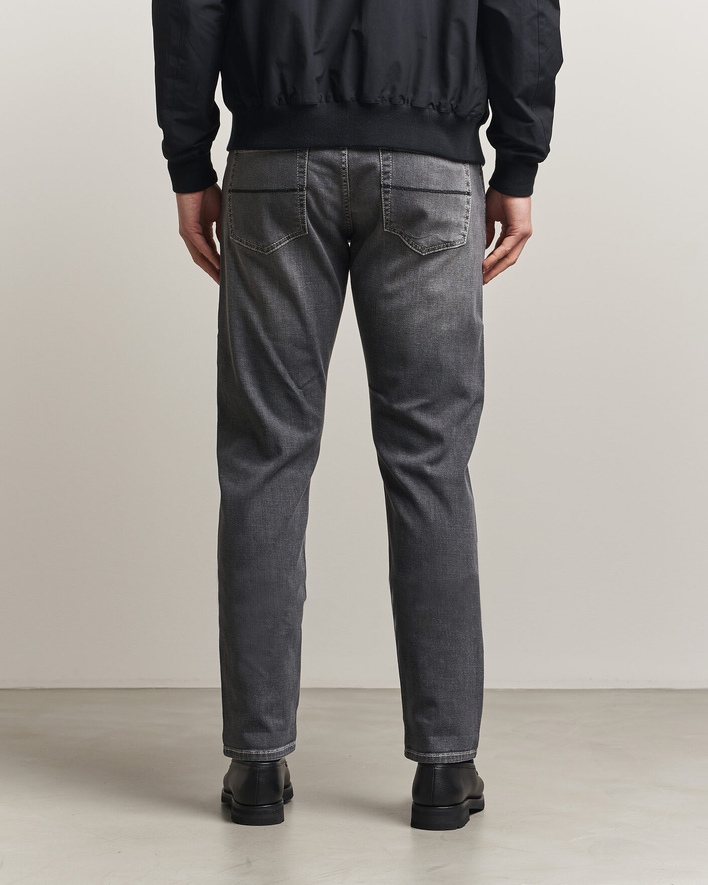Herren | Jeans | Tramarossa | Michelangelo Contrast Seam Stretch Jeans Dark Grey
