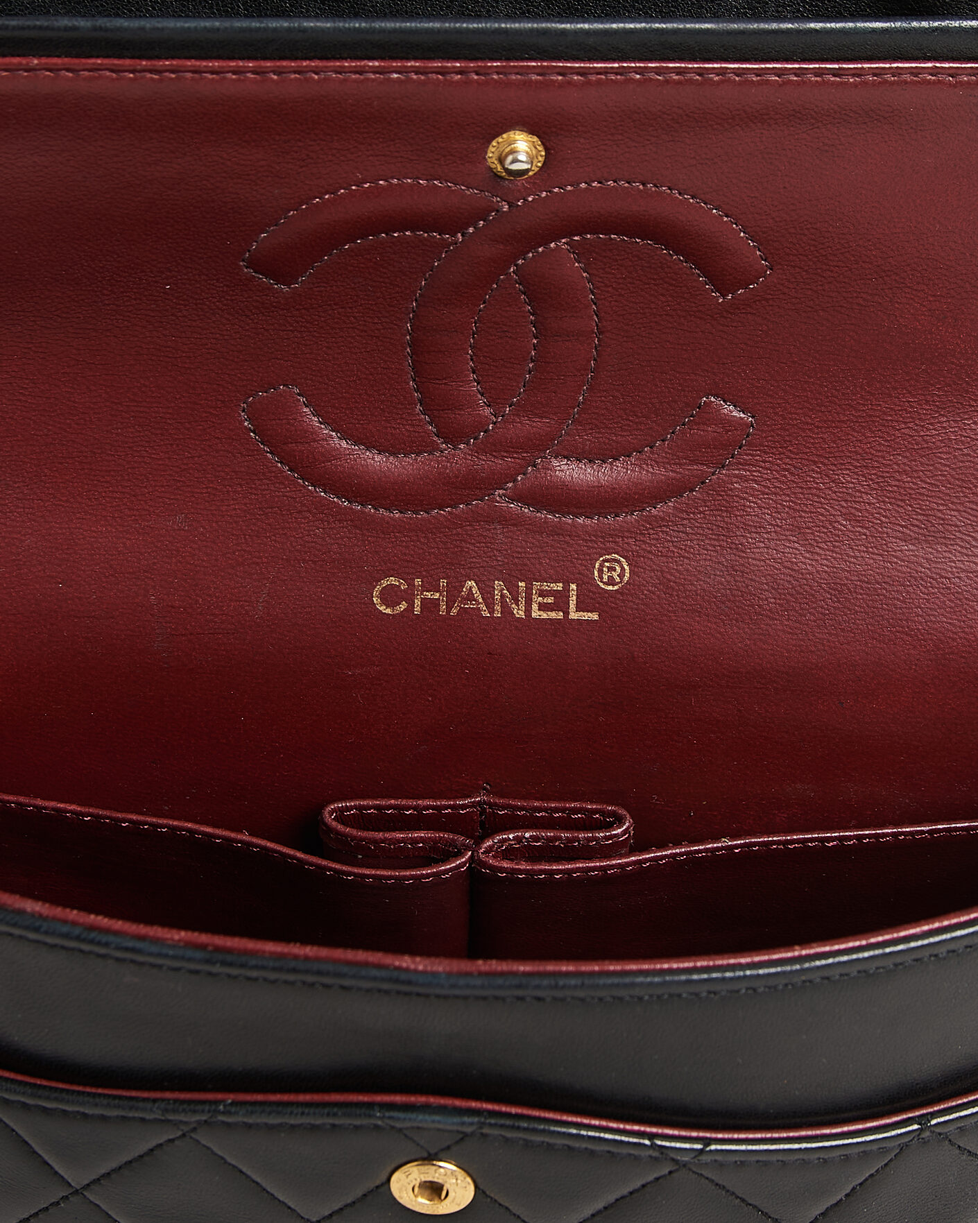 Herren | Pre-Owned & Vintage Bags | Chanel Pre-Owned | Classic Medium Double Flap Bag Lambskin Black