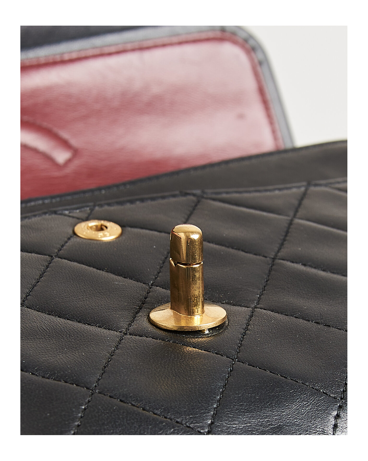 Herren | Pre-Owned & Vintage Bags | Chanel Pre-Owned | Classic Medium Double Flap Bag Lambskin Black