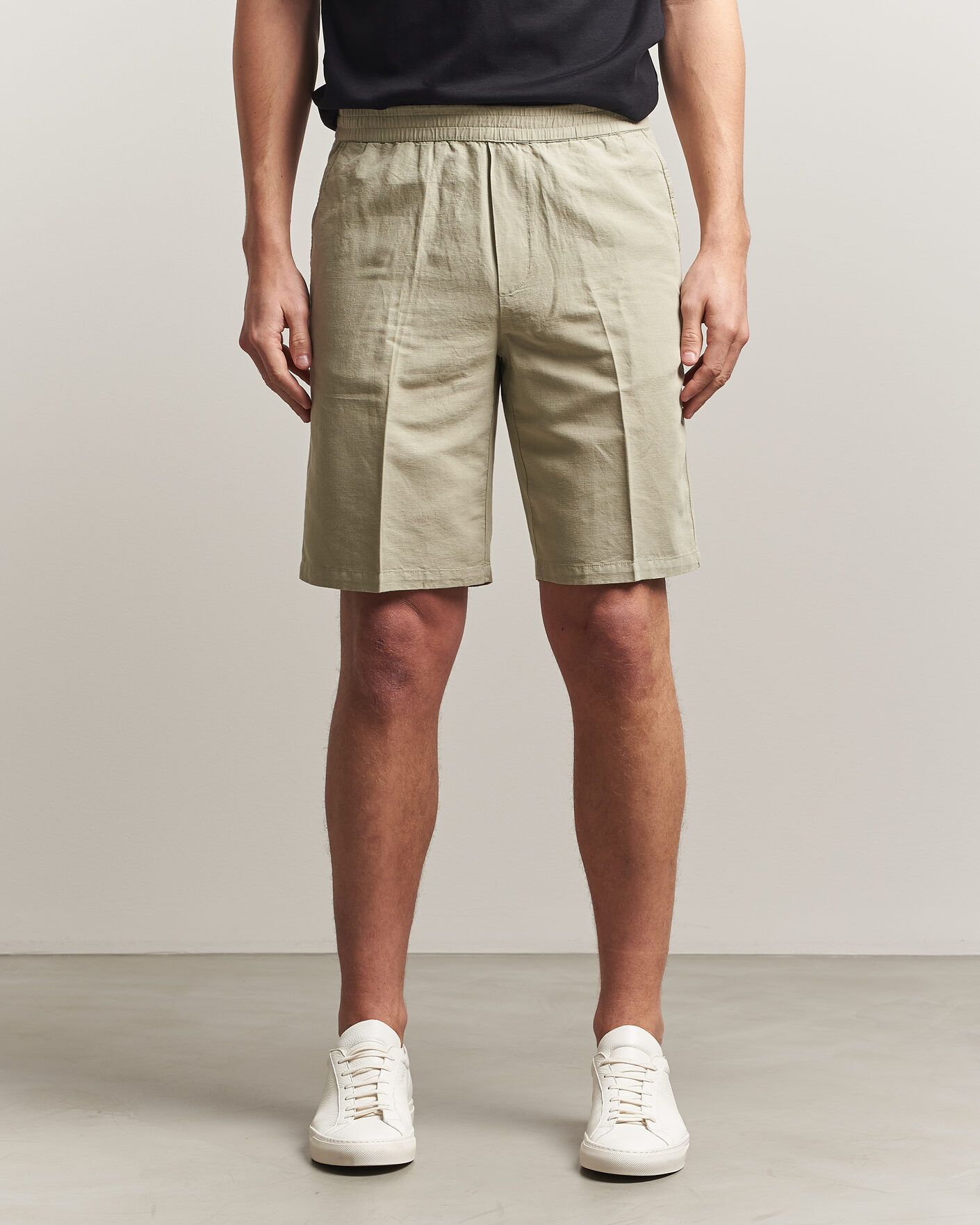 Herren | Shorts | Filippa K | Theo Relaxed Linen/Cotton Drawstring Shorts Light Green