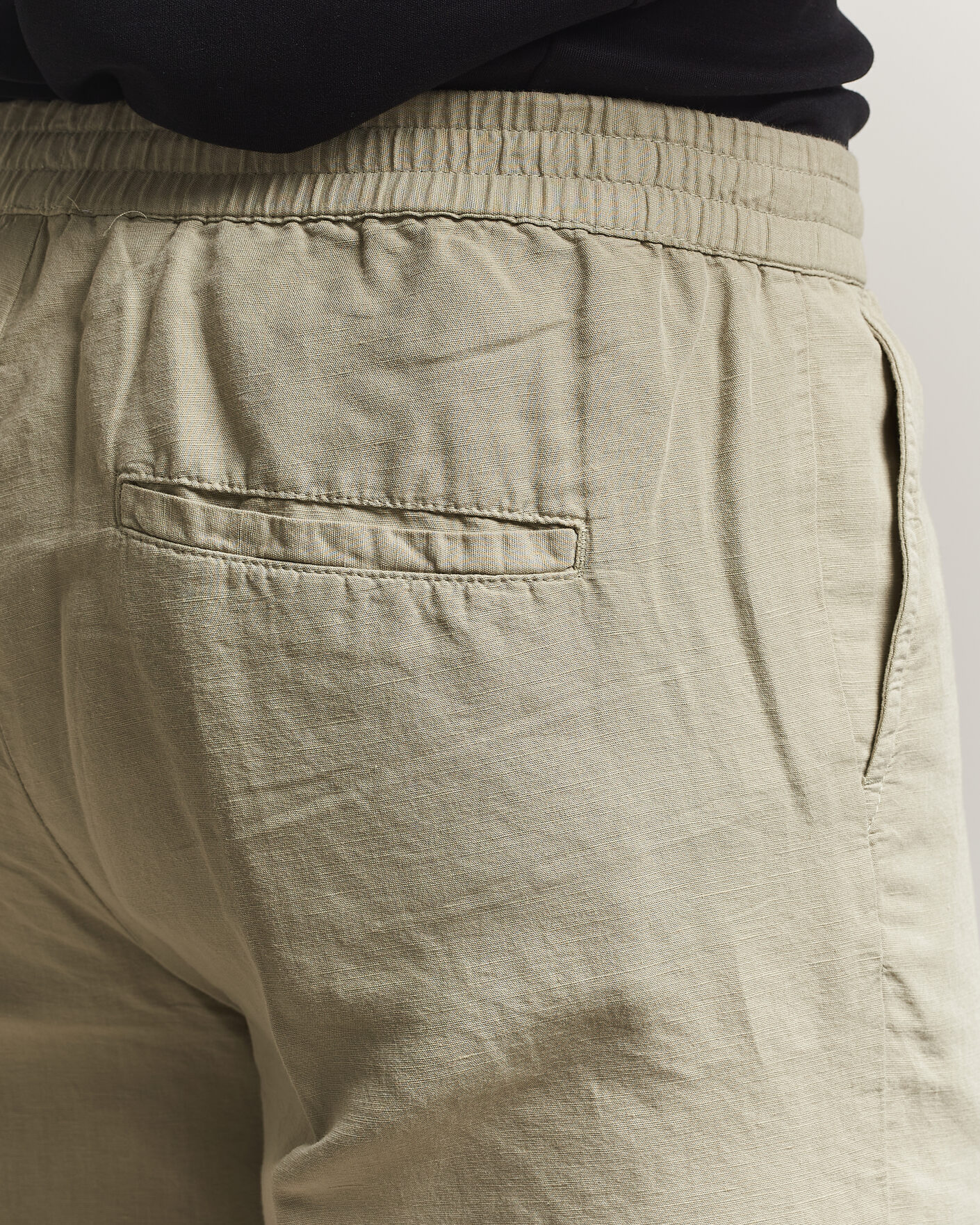 Herren | Shorts | Filippa K | Theo Relaxed Linen/Cotton Drawstring Shorts Light Green