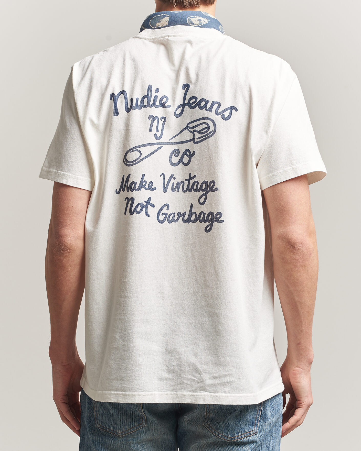 Herren | T-Shirts | Nudie Jeans | Roy NJCO Pin T-Shirt Chalk White