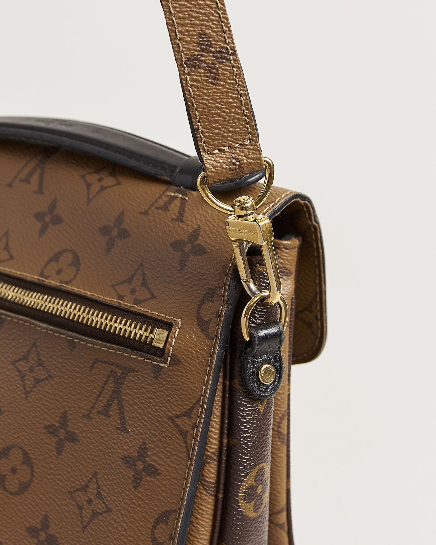 Herren | Pre-Owned & Vintage Bags | Louis Vuitton Pre-Owned | Pochette Métis Reverse Monogram