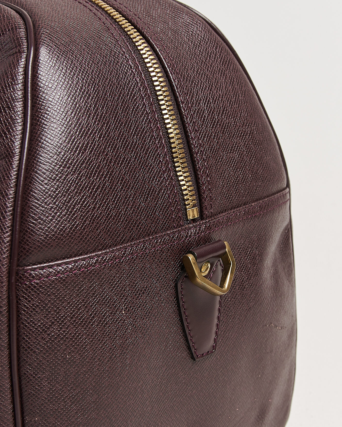 Herren | Pre-Owned & Vintage Bags | Louis Vuitton Pre-Owned | Taiga Kendall Weekend Bag PM Burgundy